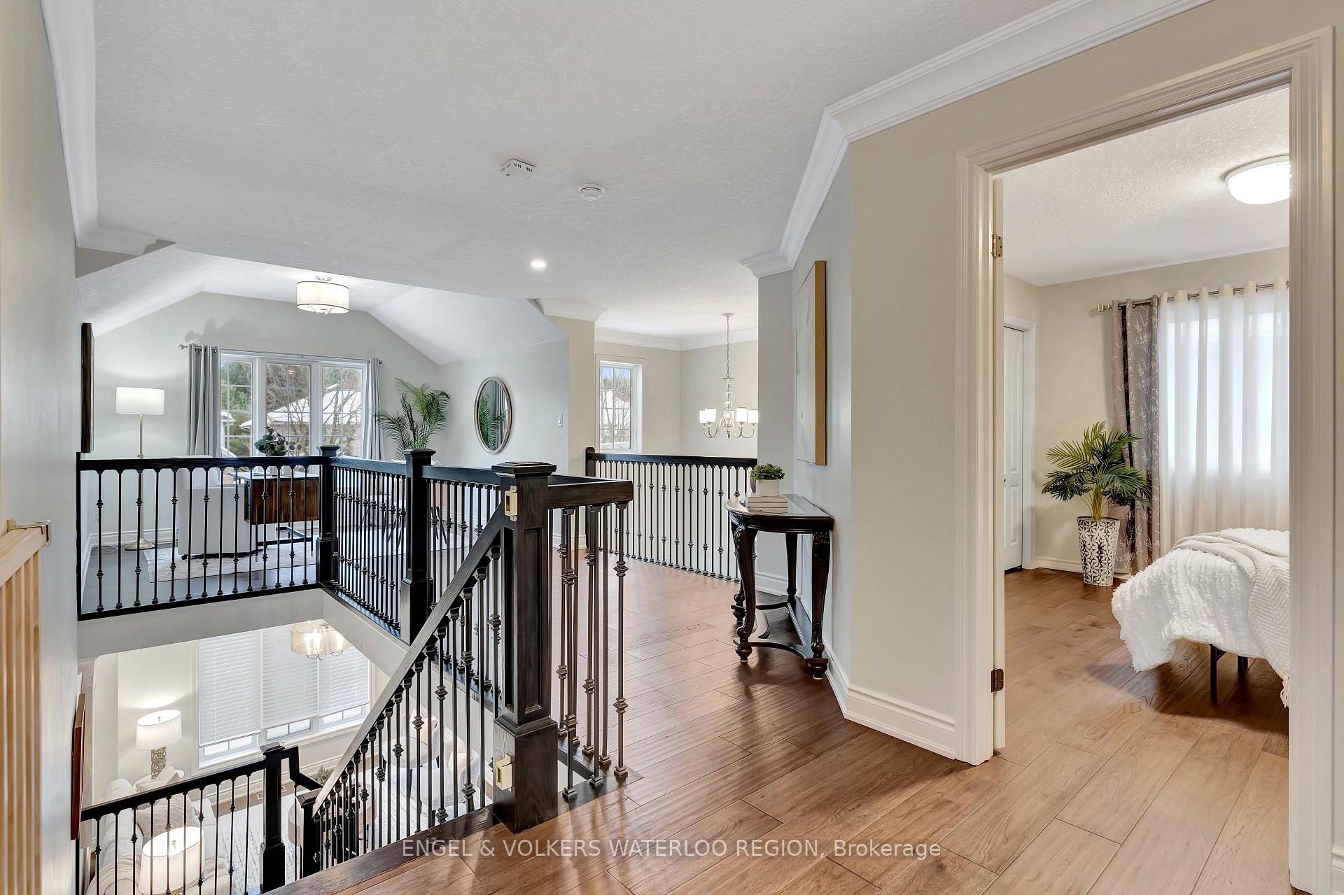 Photo 28 of 715 Cedar Bend Drive, Waterloo — HOMEH