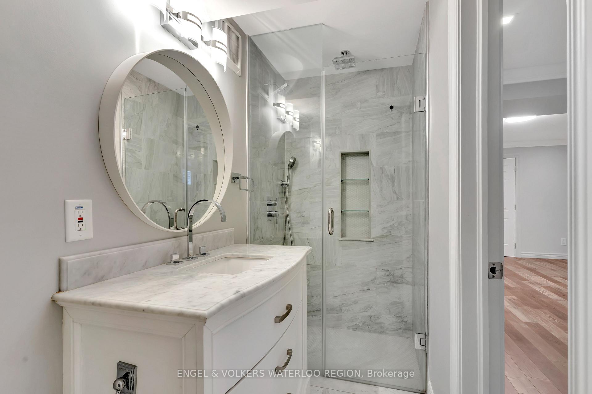 Photo 43 of 715 Cedar Bend Drive, Waterloo — HOMEH