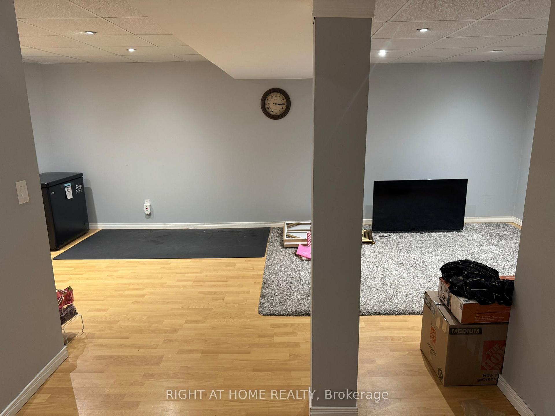 Photo 11 of 61 Brownridge Place, Whitby, Williamsburg — HOMEH