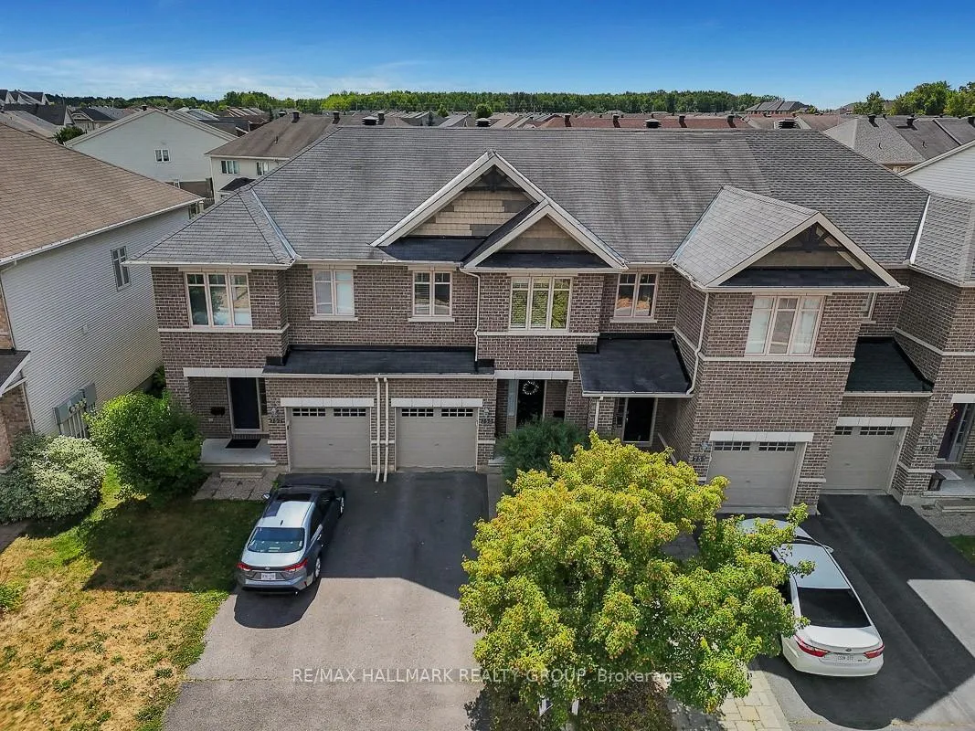 Front of 755 Bowercrest Crescent