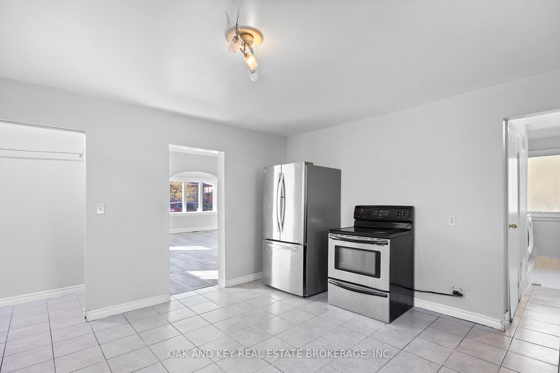 Photo 10 of 1246 Monmouth Road, Windsor — HOMEH