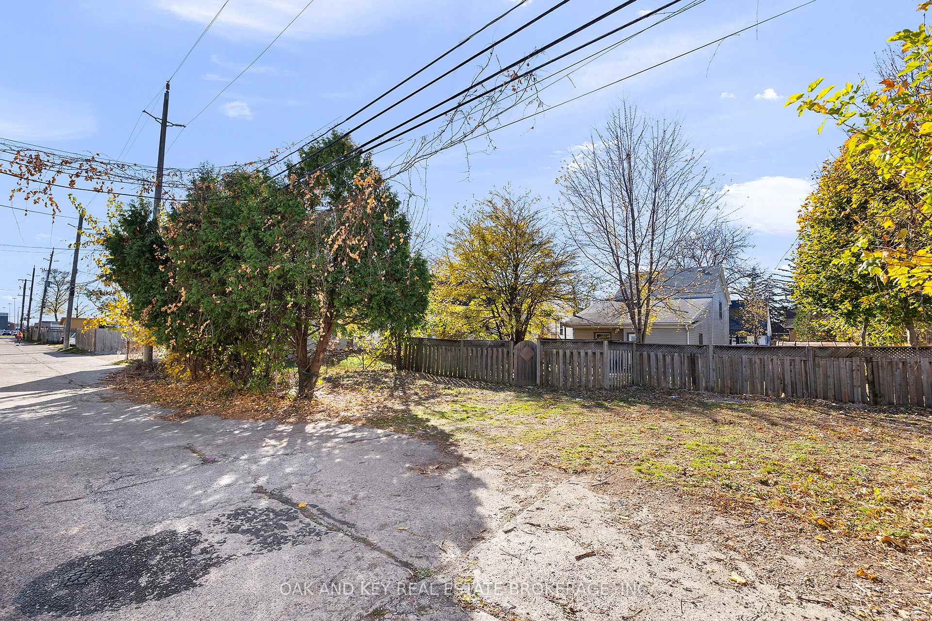 Photo 21 of 1246 Monmouth Road, Windsor — HOMEH