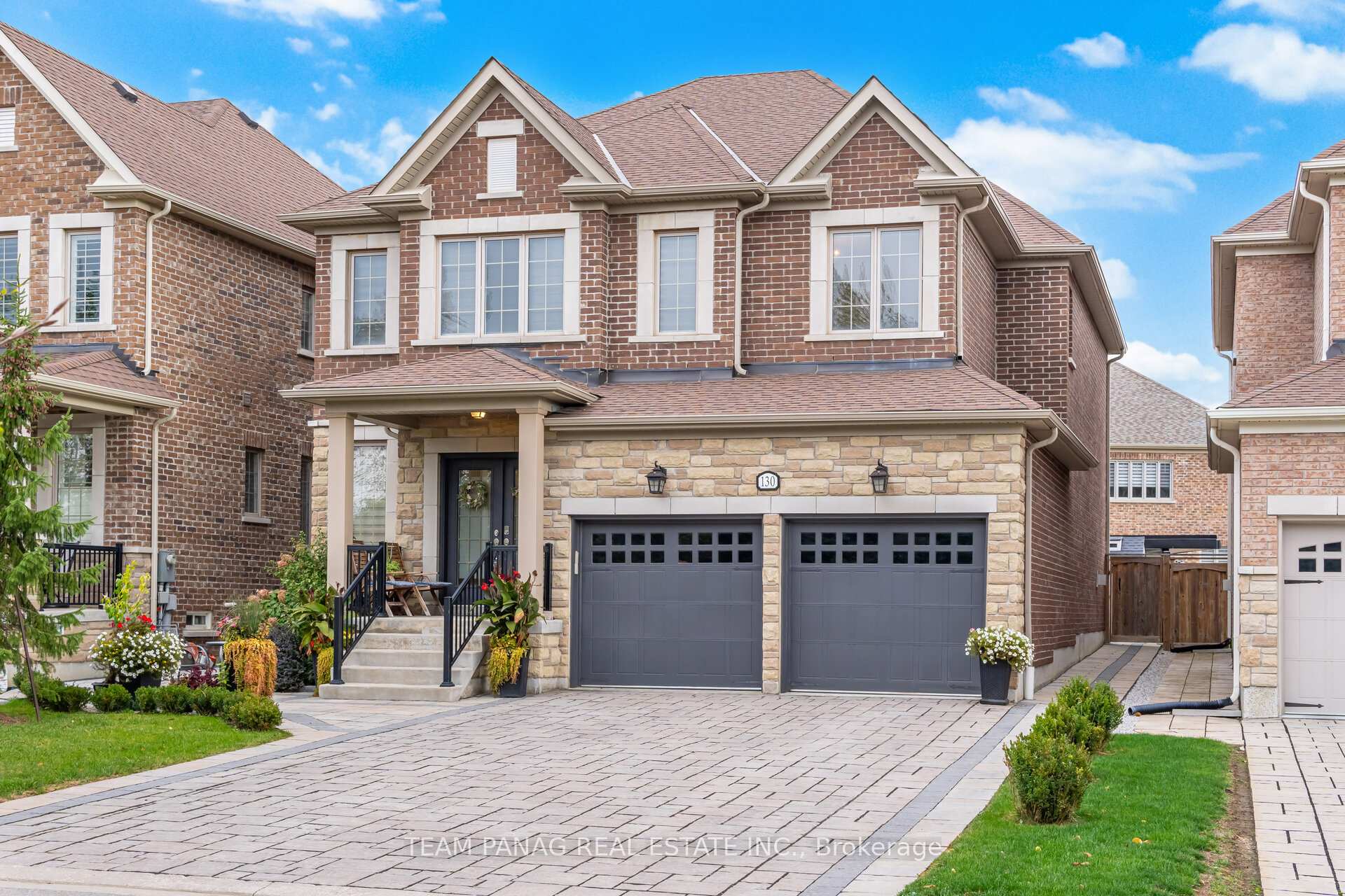 Photo 2 of 130 Torrey Pines Road, Vaughan, Kleinburg — HOMEH