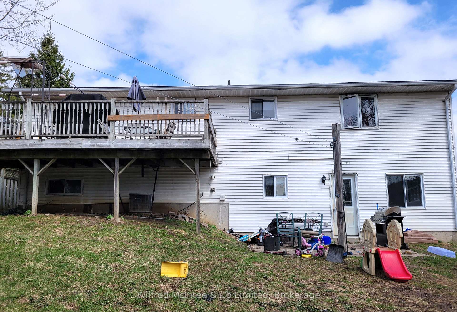 Photo 37 of 210 Countess Street N, West Grey — HOMEH