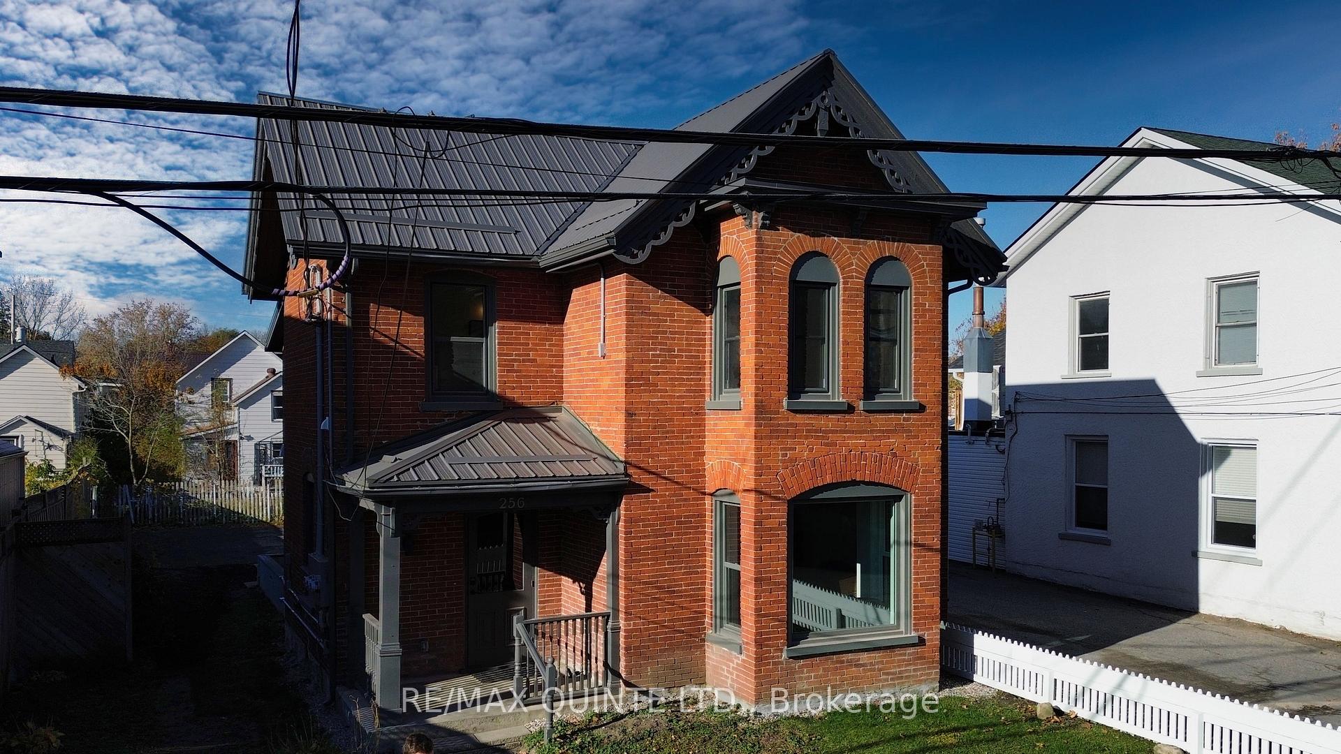 Photo 6 of Unit 1, 256 Coleman Street, Belleville, Belleville Ward — HOMEH