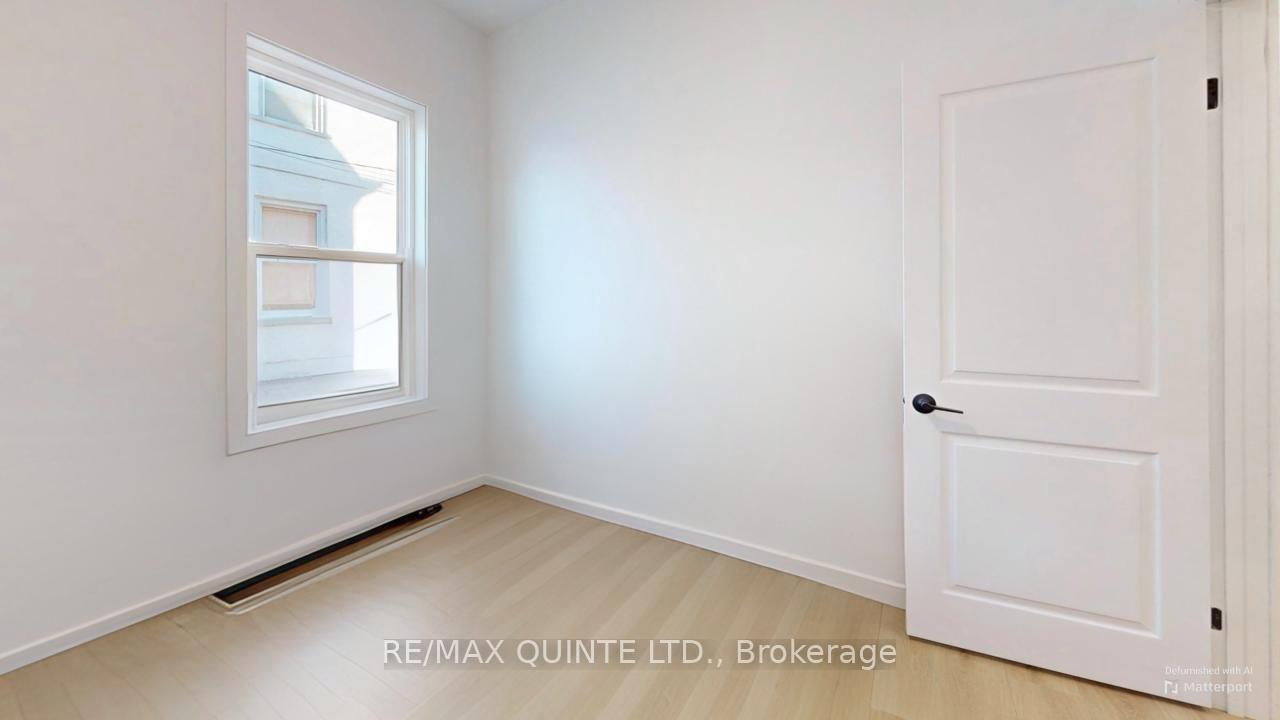 Photo 5 of Unit 1, 256 Coleman Street, Belleville, Belleville Ward — HOMEH