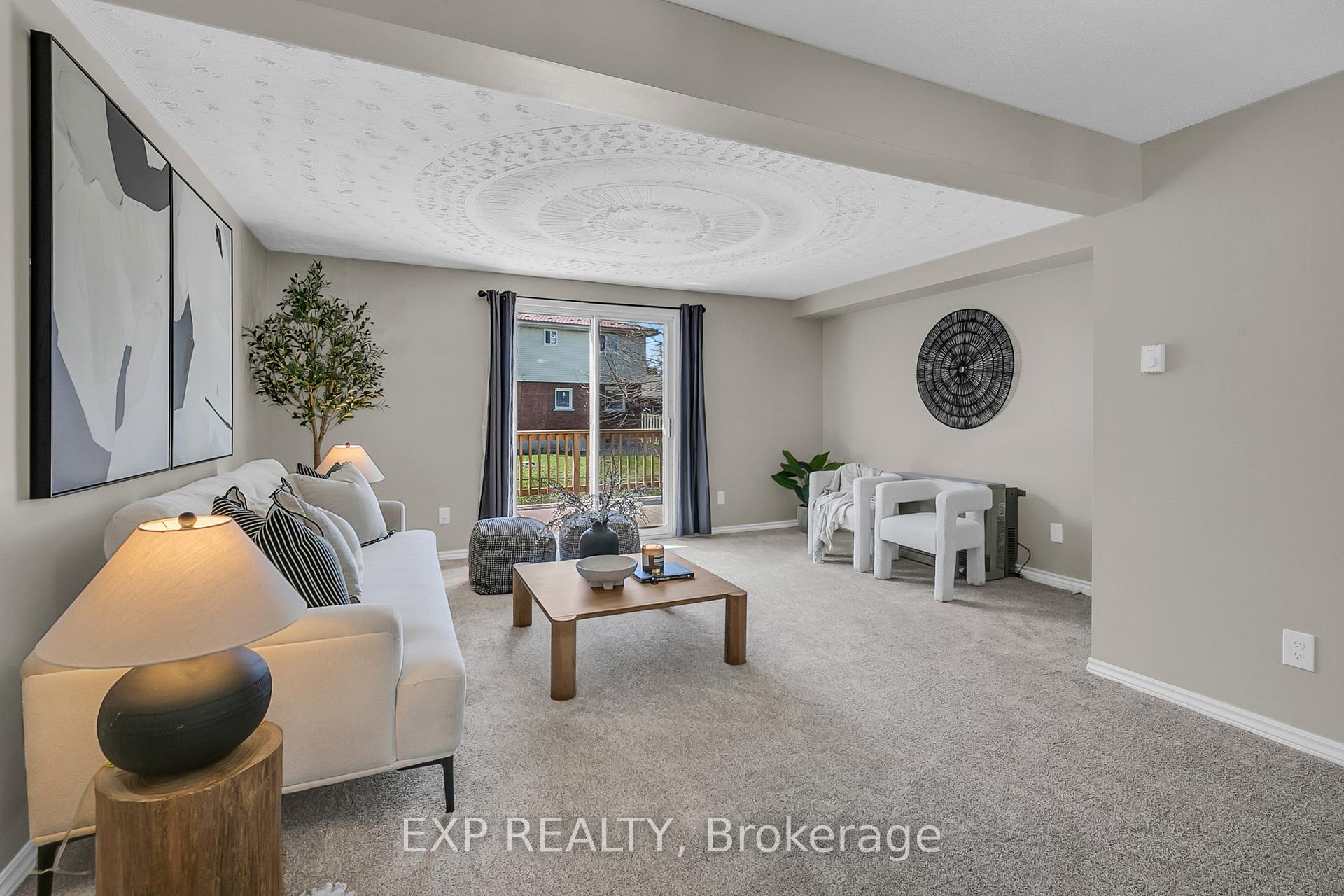Photo 4 of 319 B Mayview Crescent, Waterloo — HOMEH