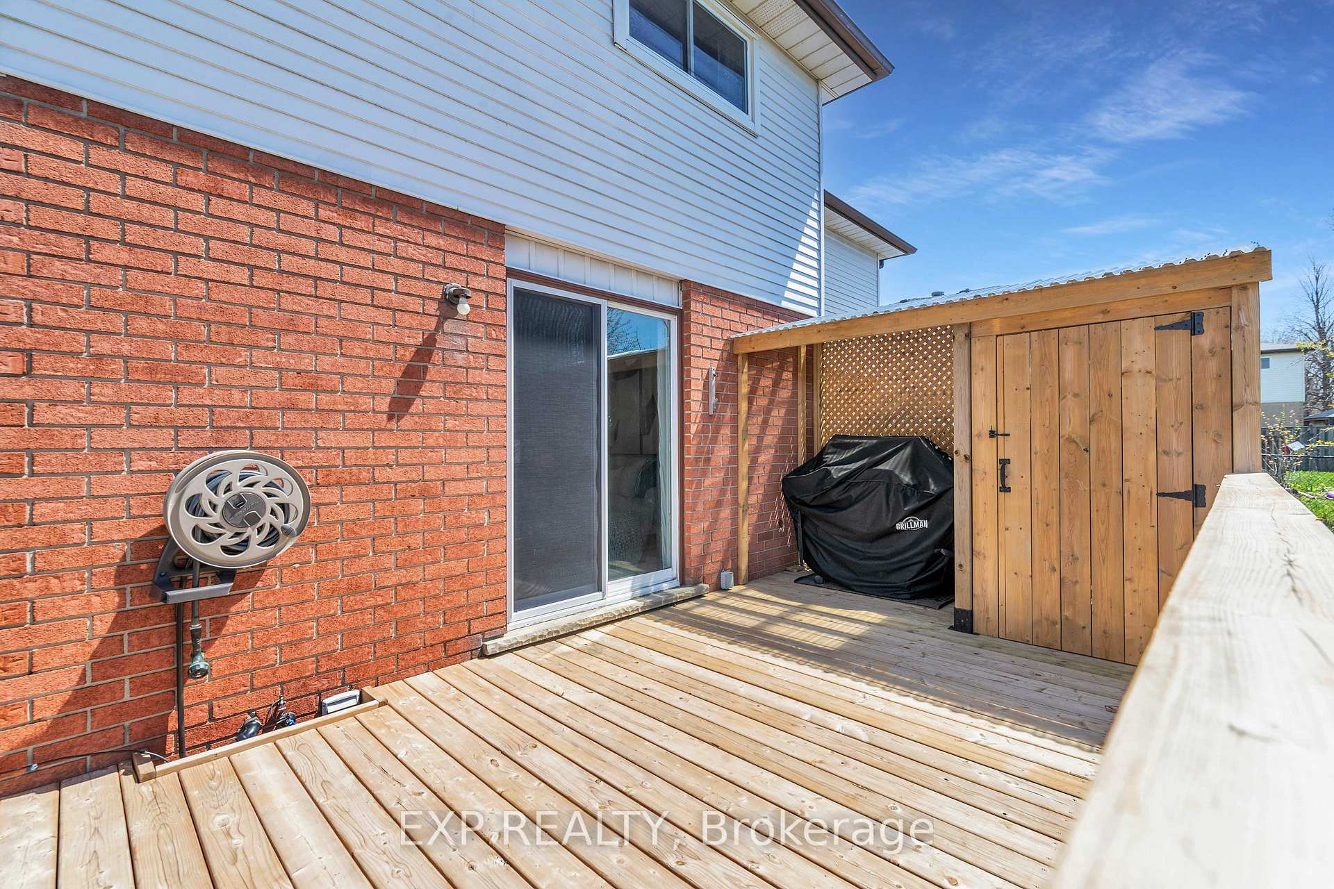 Photo 23 of 319 B Mayview Crescent, Waterloo — HOMEH