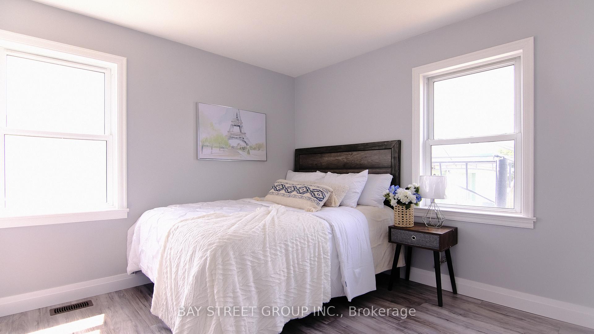 Photo 12 of 2653 Alexis Road, Windsor — HOMEH