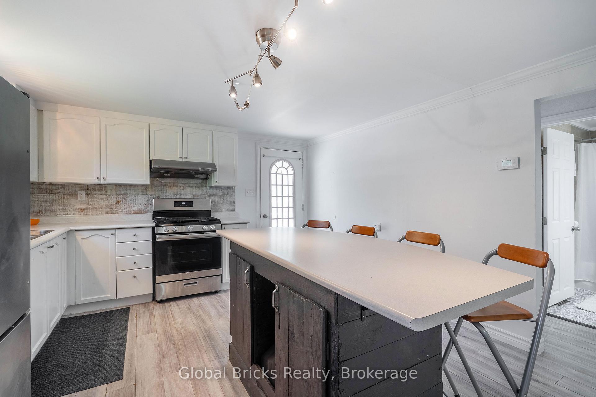 Photo 19 of 51 75th Street, Wasaga Beach — HOMEH