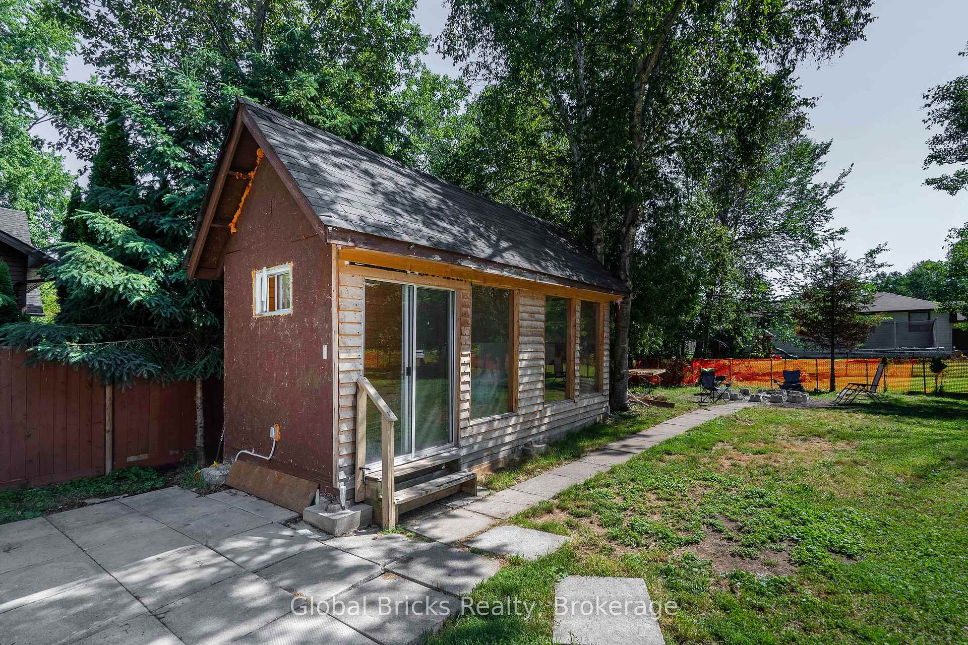 Photo 20 of 51 75th Street, Wasaga Beach — HOMEH