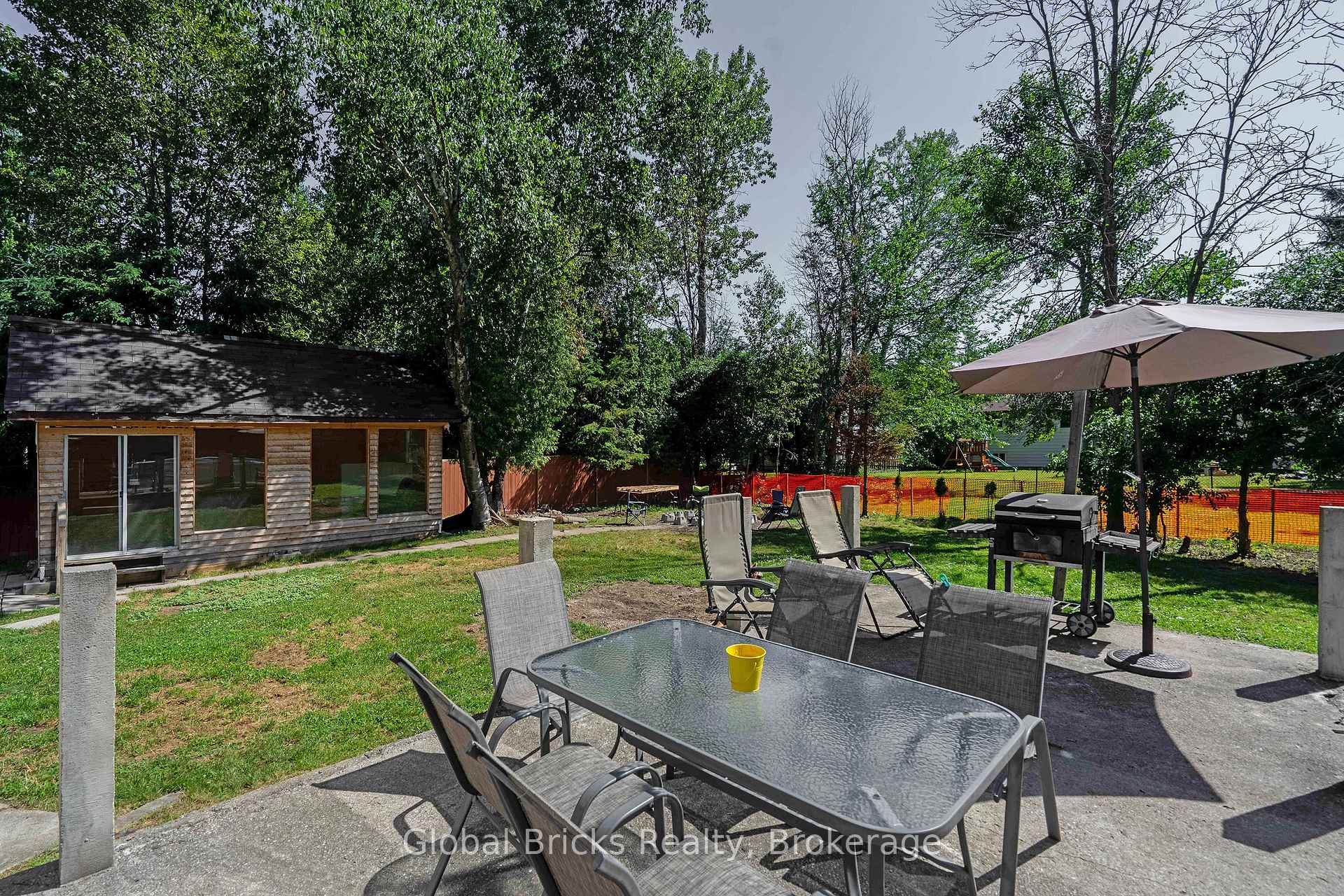 Photo 22 of 51 75th Street, Wasaga Beach — HOMEH