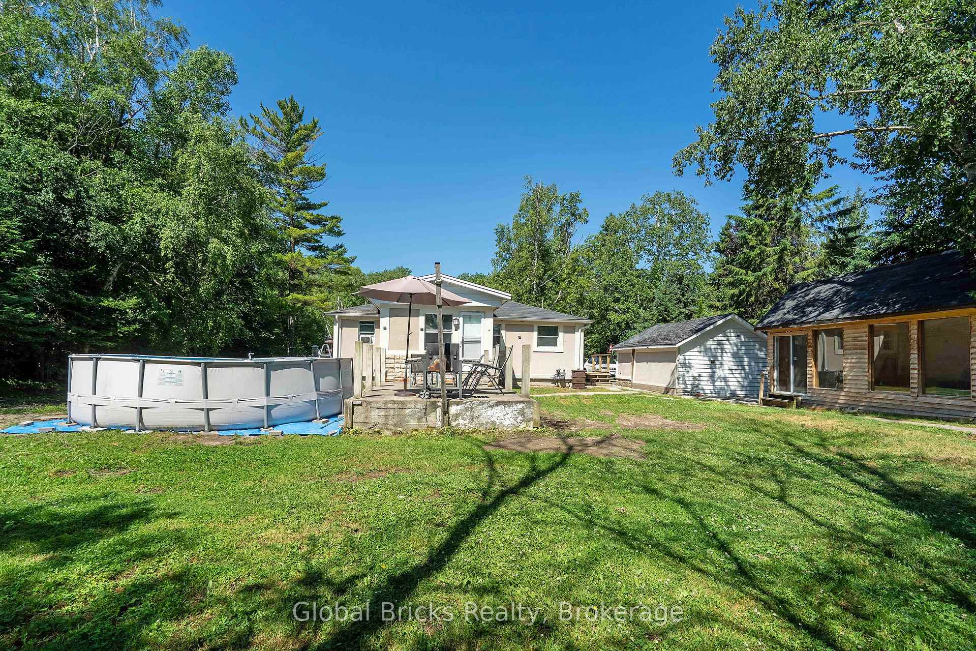Photo 24 of 51 75th Street, Wasaga Beach — HOMEH