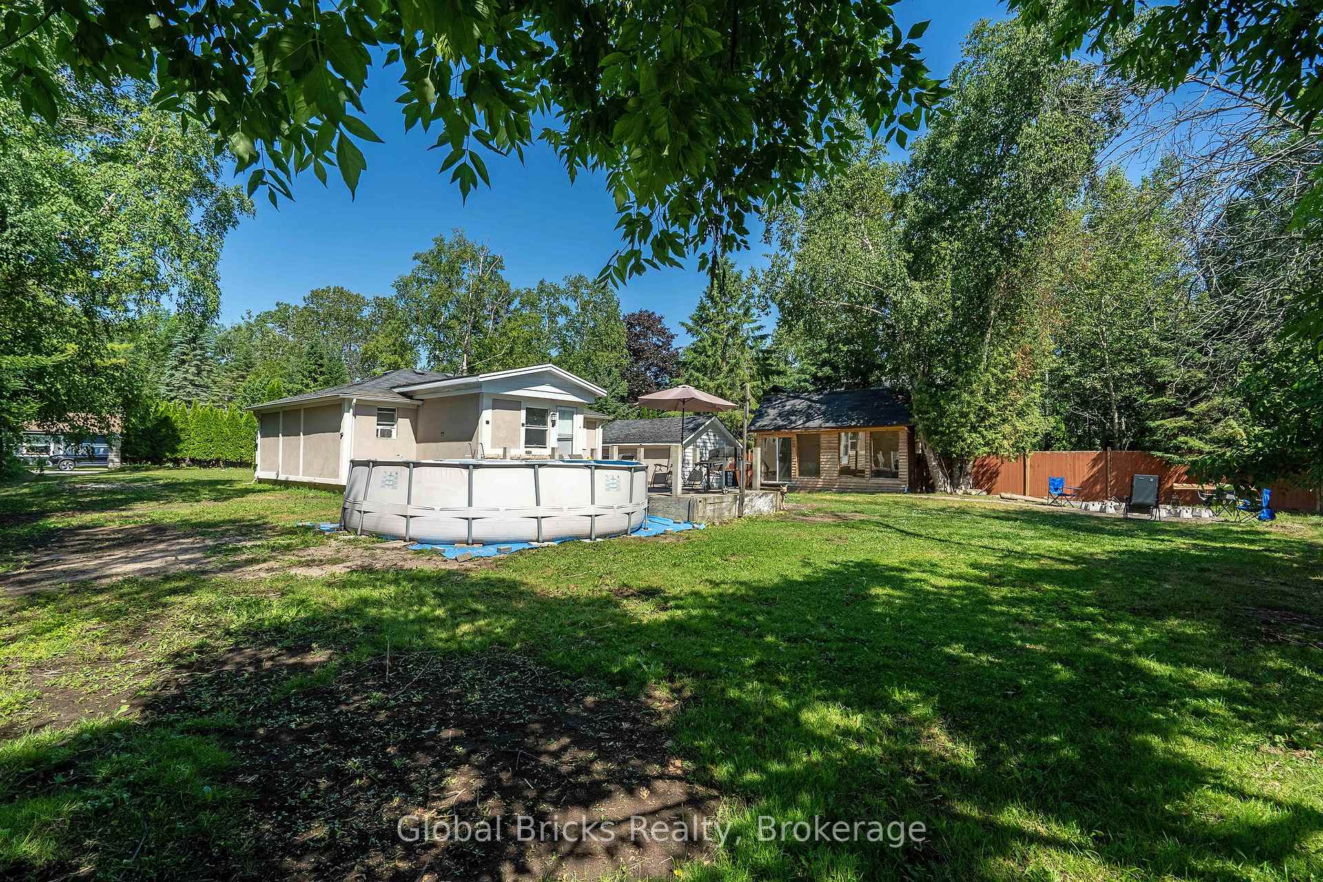 Photo 25 of 51 75th Street, Wasaga Beach — HOMEH