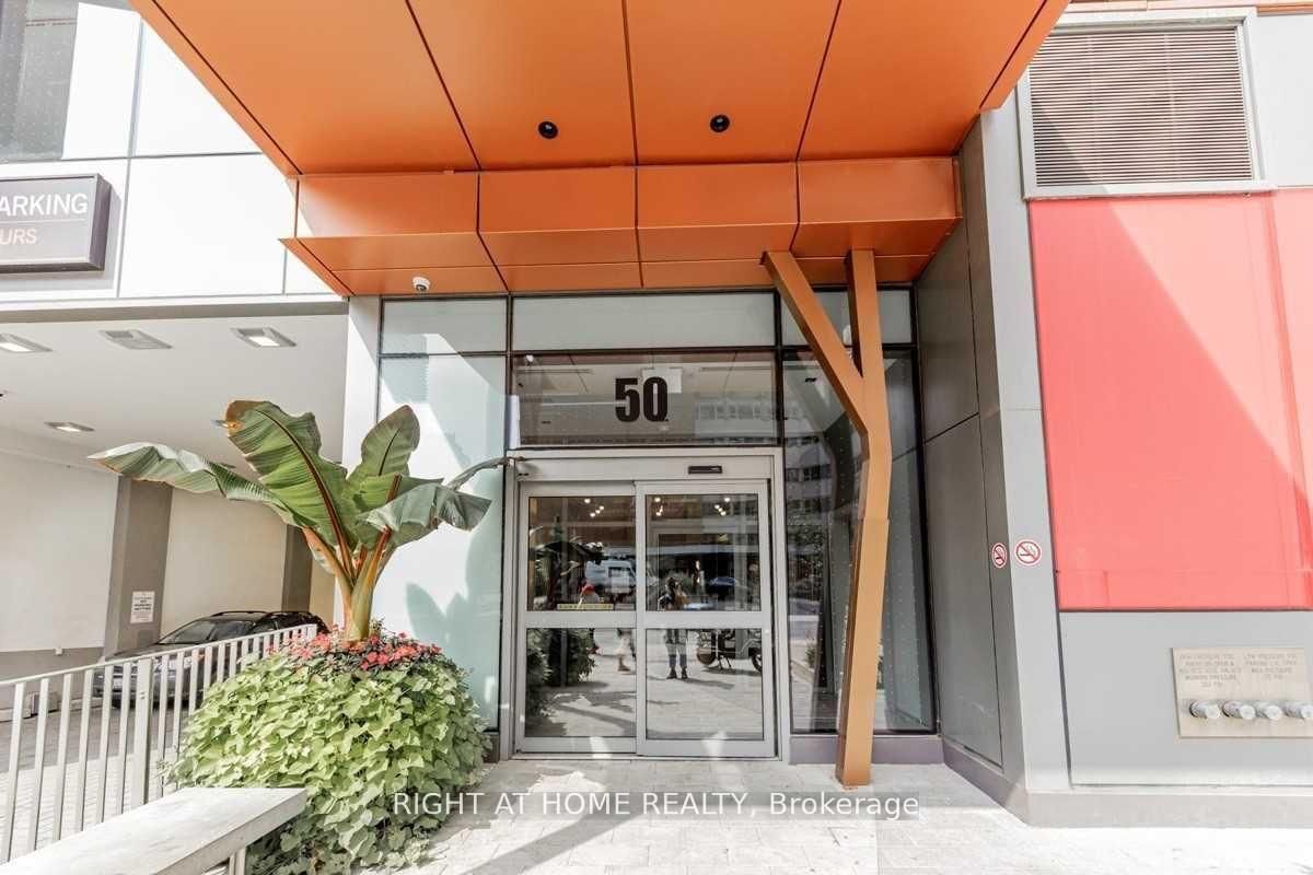 Photo 3 of Unit 3201, 50 Wellesley St, Toronto, Church-Yonge Corridor — HOMEH