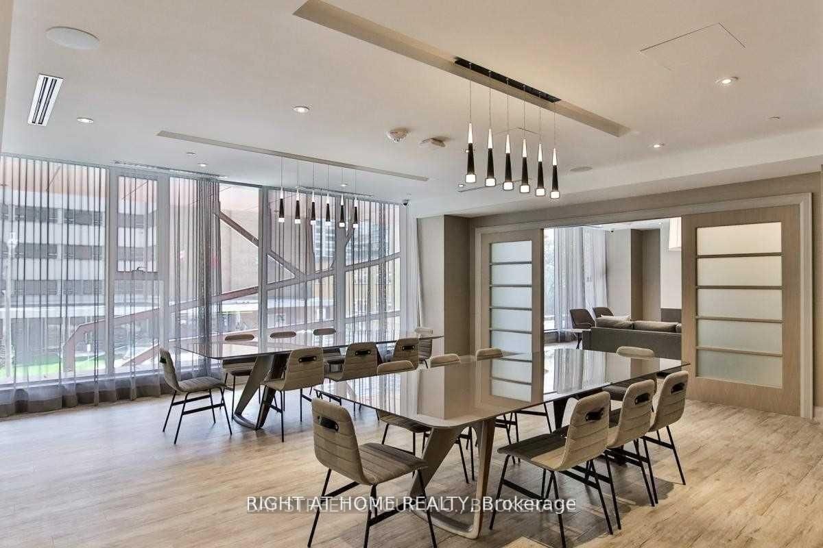 Photo 2 of Unit 3201, 50 Wellesley St, Toronto, Church-Yonge Corridor — HOMEH