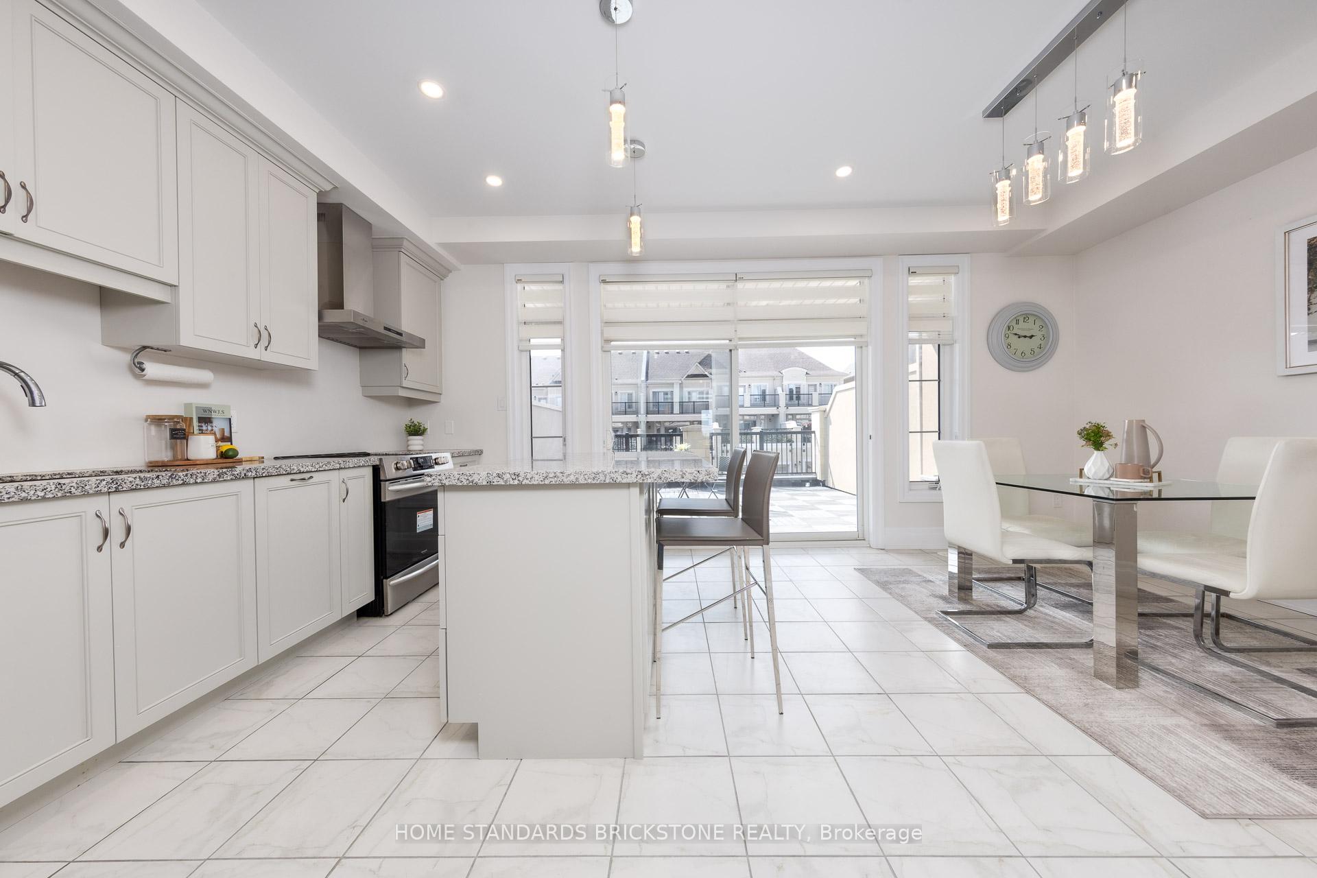 Photo 16 of 54 Campobello Street, Vaughan, Patterson — HOMEH