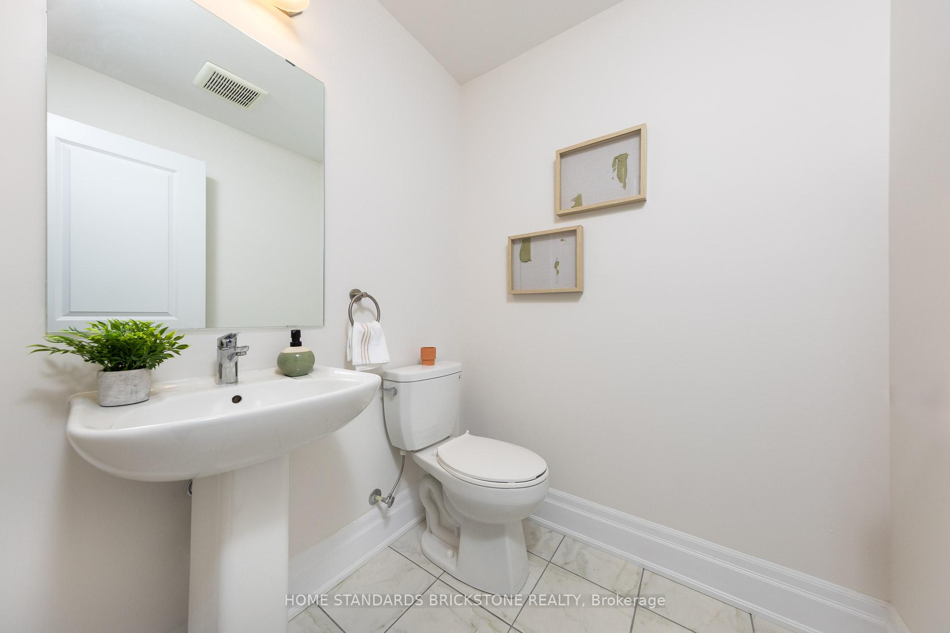 Photo 23 of 54 Campobello Street, Vaughan, Patterson — HOMEH
