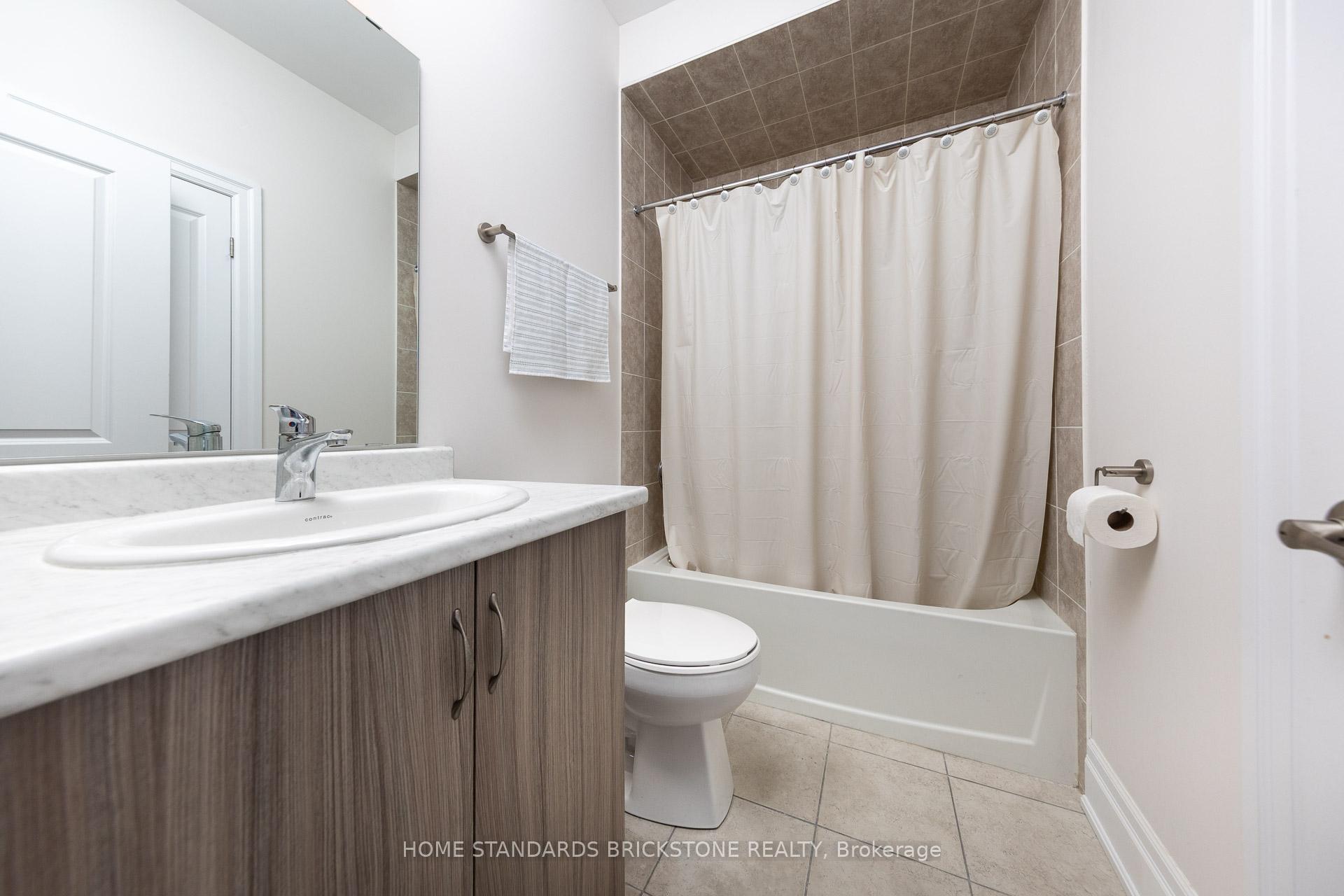 Photo 42 of 54 Campobello Street, Vaughan, Patterson — HOMEH