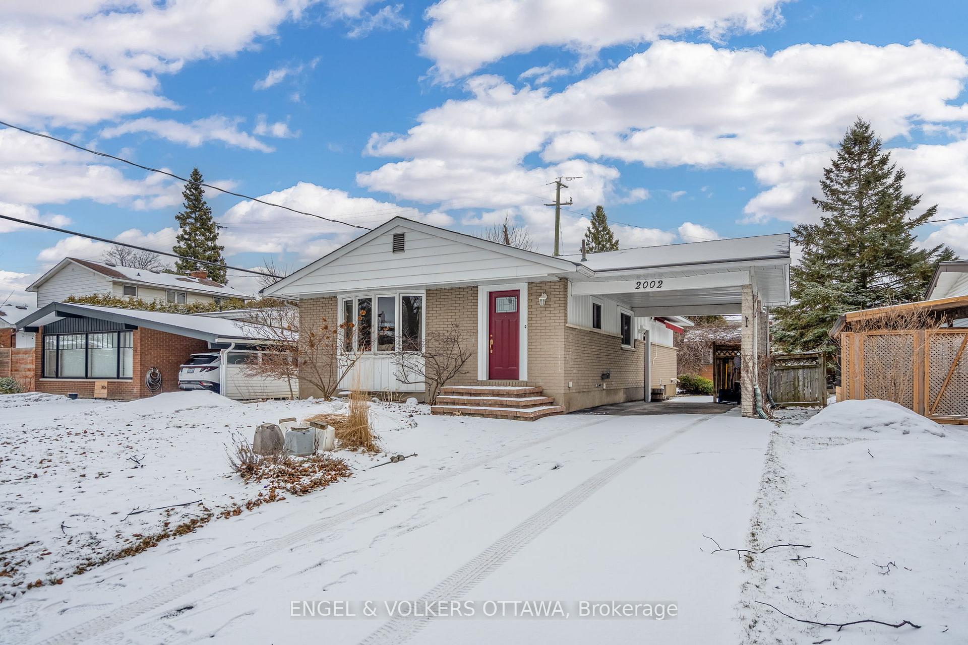 Photo 10 of 2002 Michigan Avenue, Ottawa, Guildwood Estates - Urbandale Acres — HOMEH