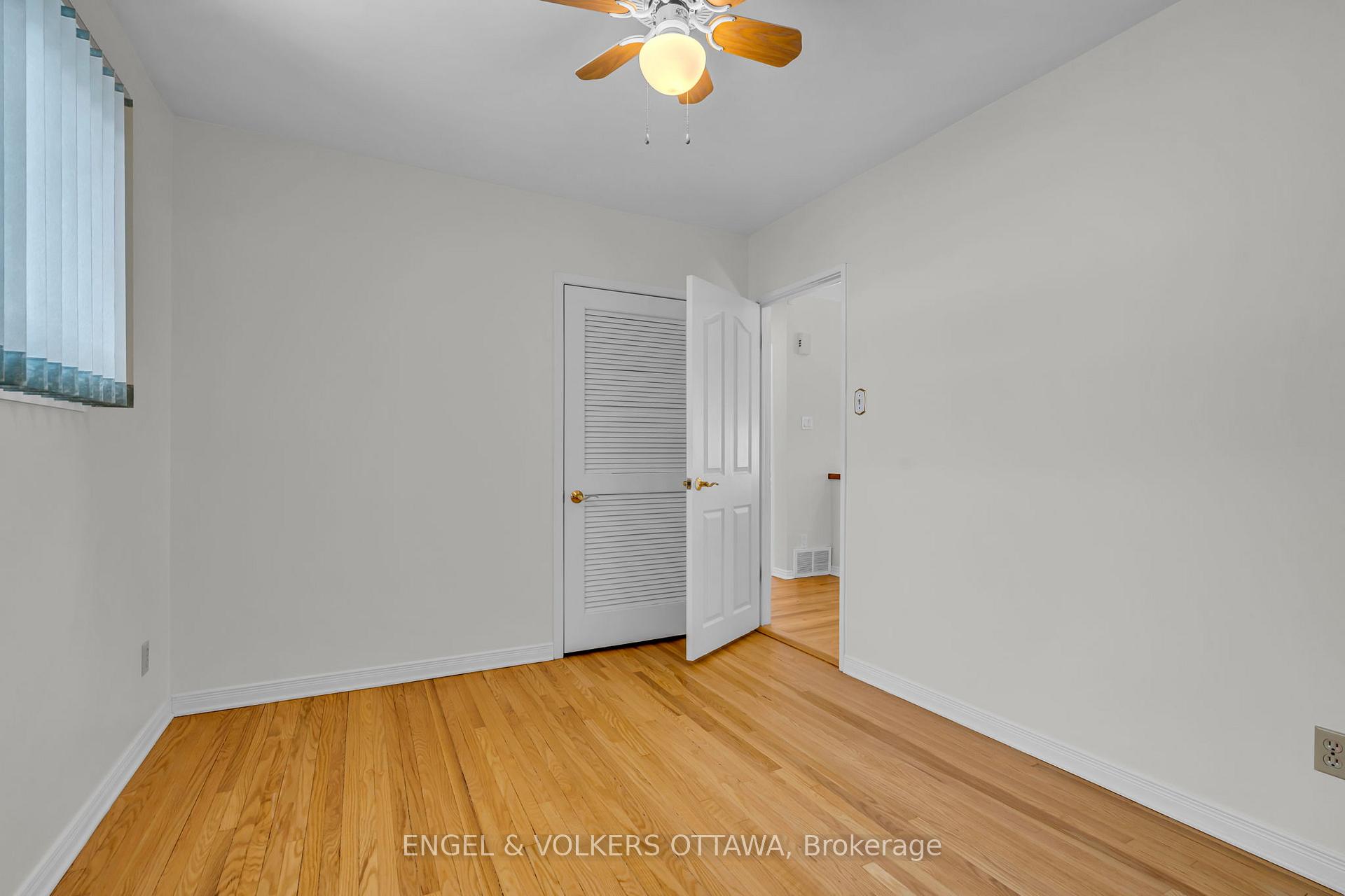 Photo 18 of 2002 Michigan Avenue, Ottawa, Guildwood Estates - Urbandale Acres — HOMEH