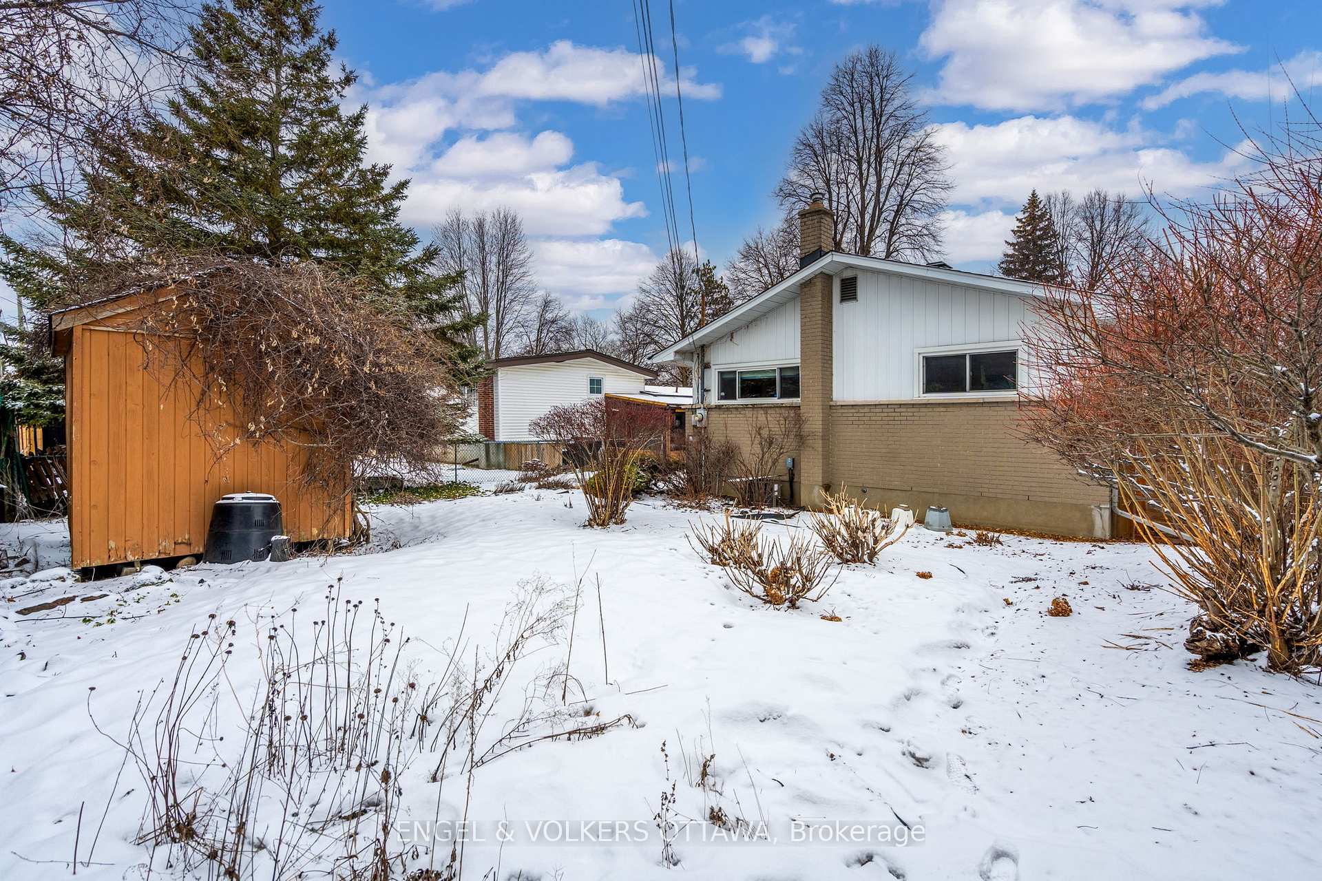Photo 40 of 2002 Michigan Avenue, Ottawa, Guildwood Estates - Urbandale Acres — HOMEH