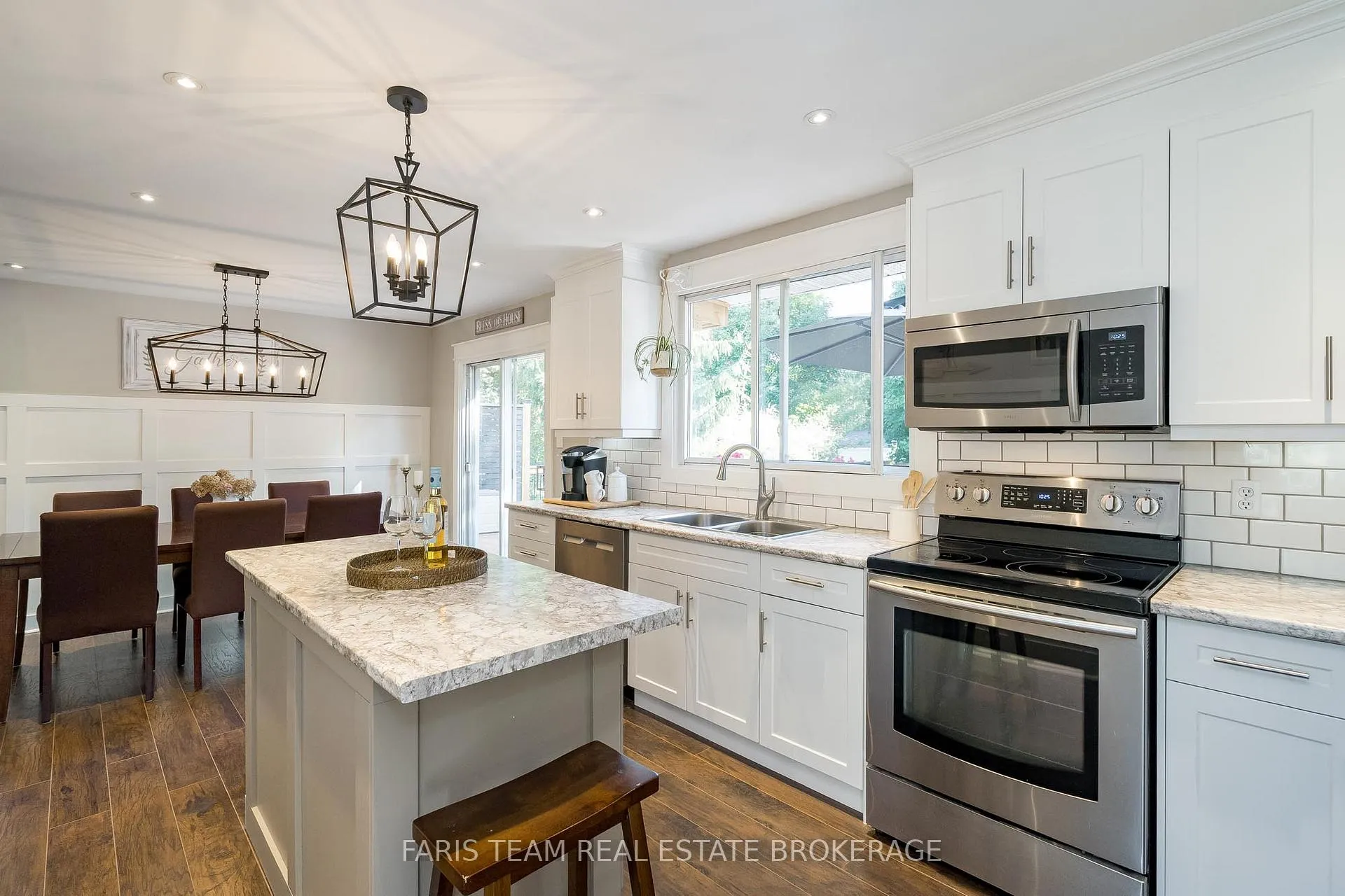 Photo 8 of 229 Cox Mill Road, Barrie, Painswick North — HOMEH