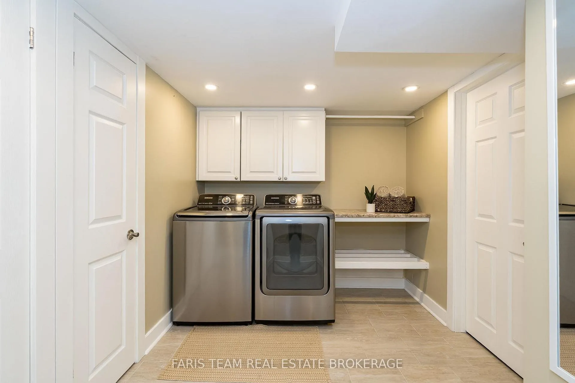 Photo 22 of 229 Cox Mill Road, Barrie, Painswick North — HOMEH