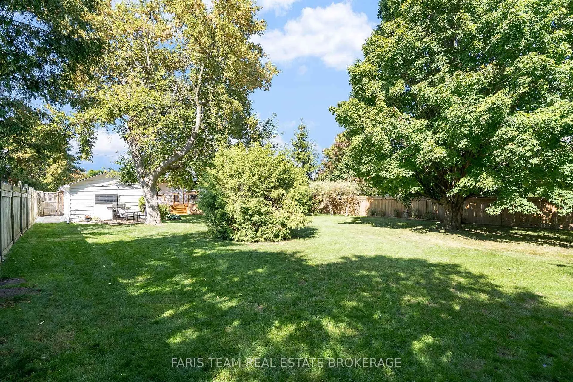 Photo 34 of 229 Cox Mill Road, Barrie, Painswick North — HOMEH