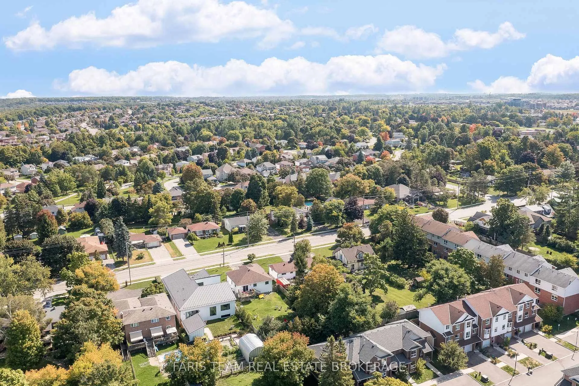 Photo 38 of 229 Cox Mill Road, Barrie, Painswick North — HOMEH