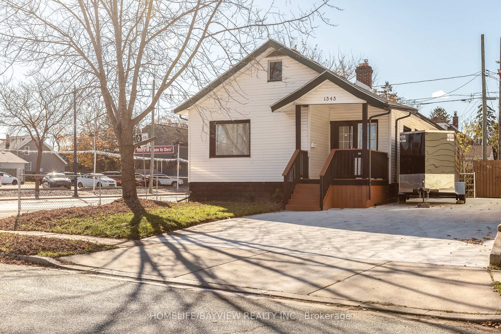 Front of 1343 Lillian Avenue N