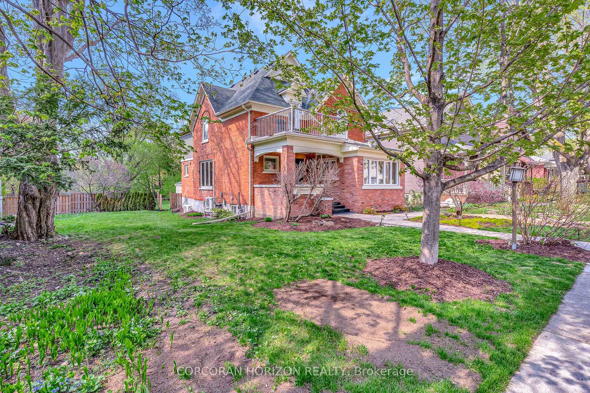 Photo 3 of 78 John Street E, Waterloo — HOMEH