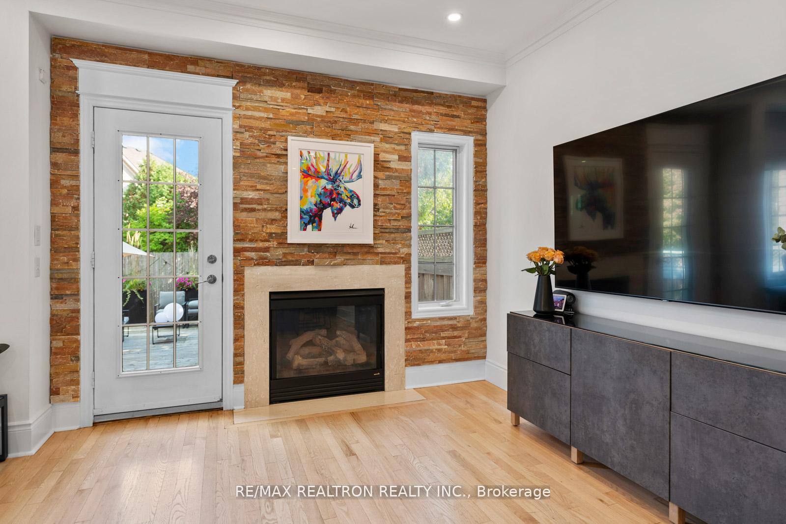 Photo 12 of 136 Kingsbridge Circle, Vaughan, Beverley Glen — HOMEH