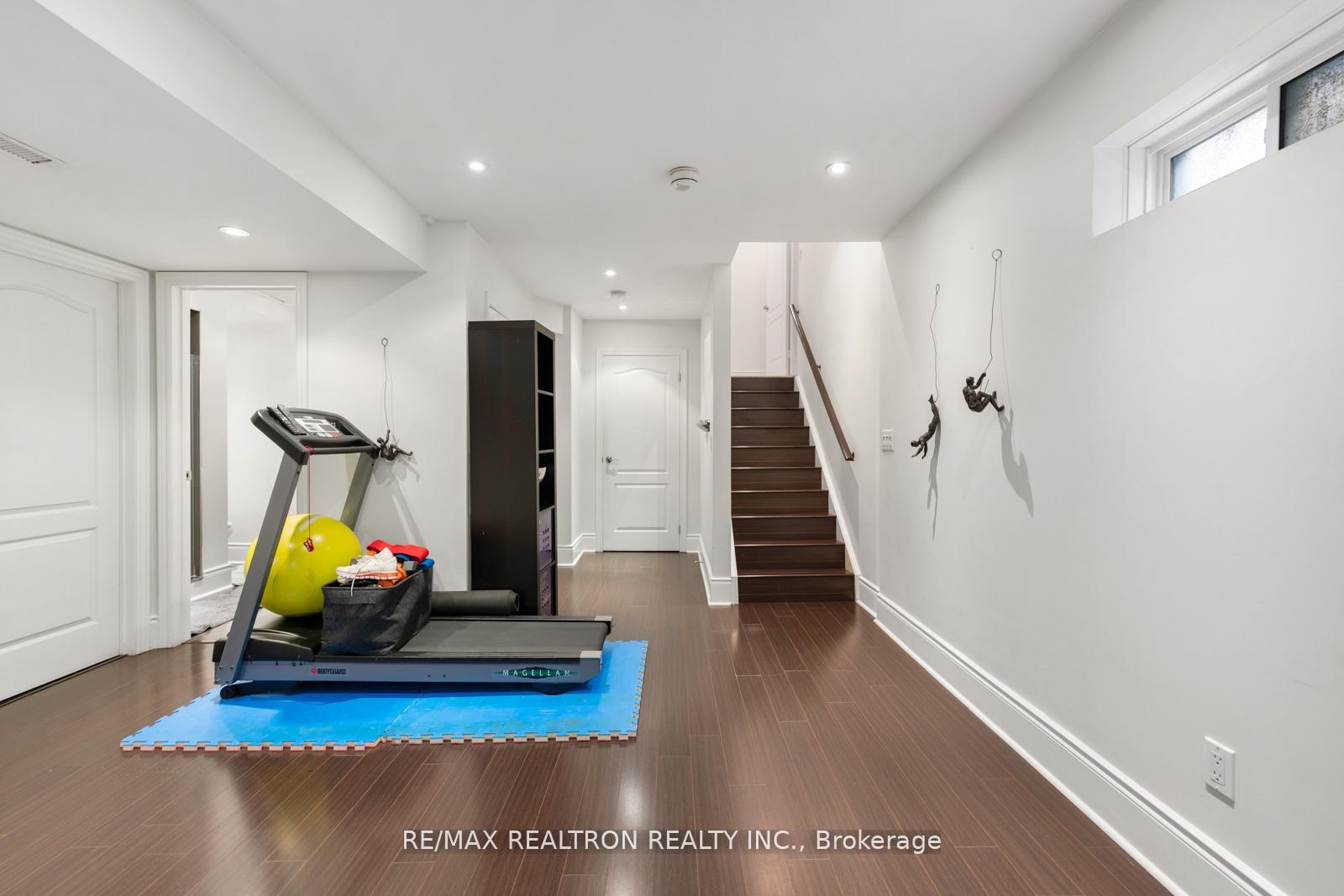 Photo 28 of 136 Kingsbridge Circle, Vaughan, Beverley Glen — HOMEH
