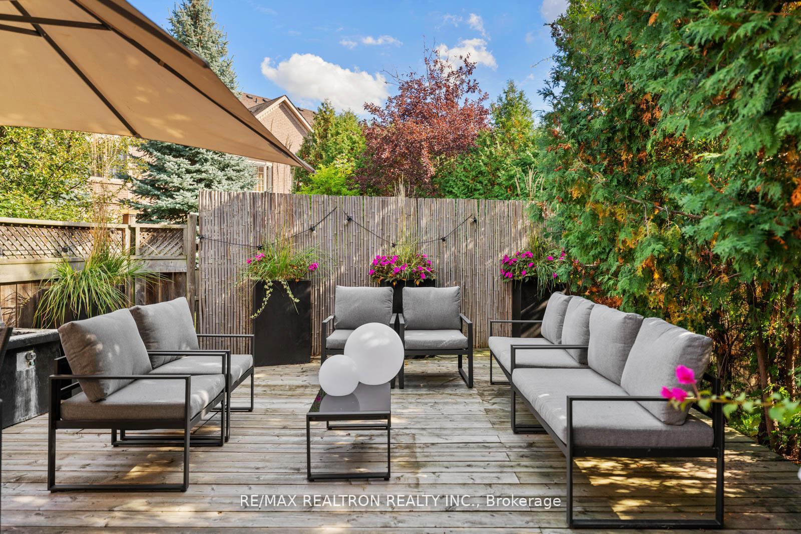 Photo 35 of 136 Kingsbridge Circle, Vaughan, Beverley Glen — HOMEH