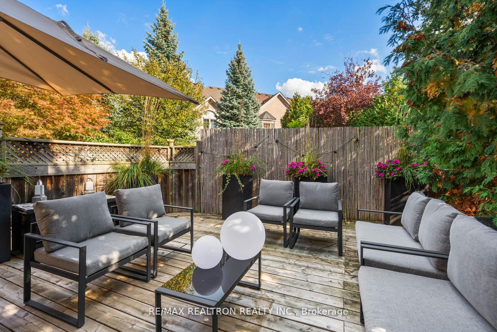 Photo 36 of 136 Kingsbridge Circle, Vaughan, Beverley Glen — HOMEH