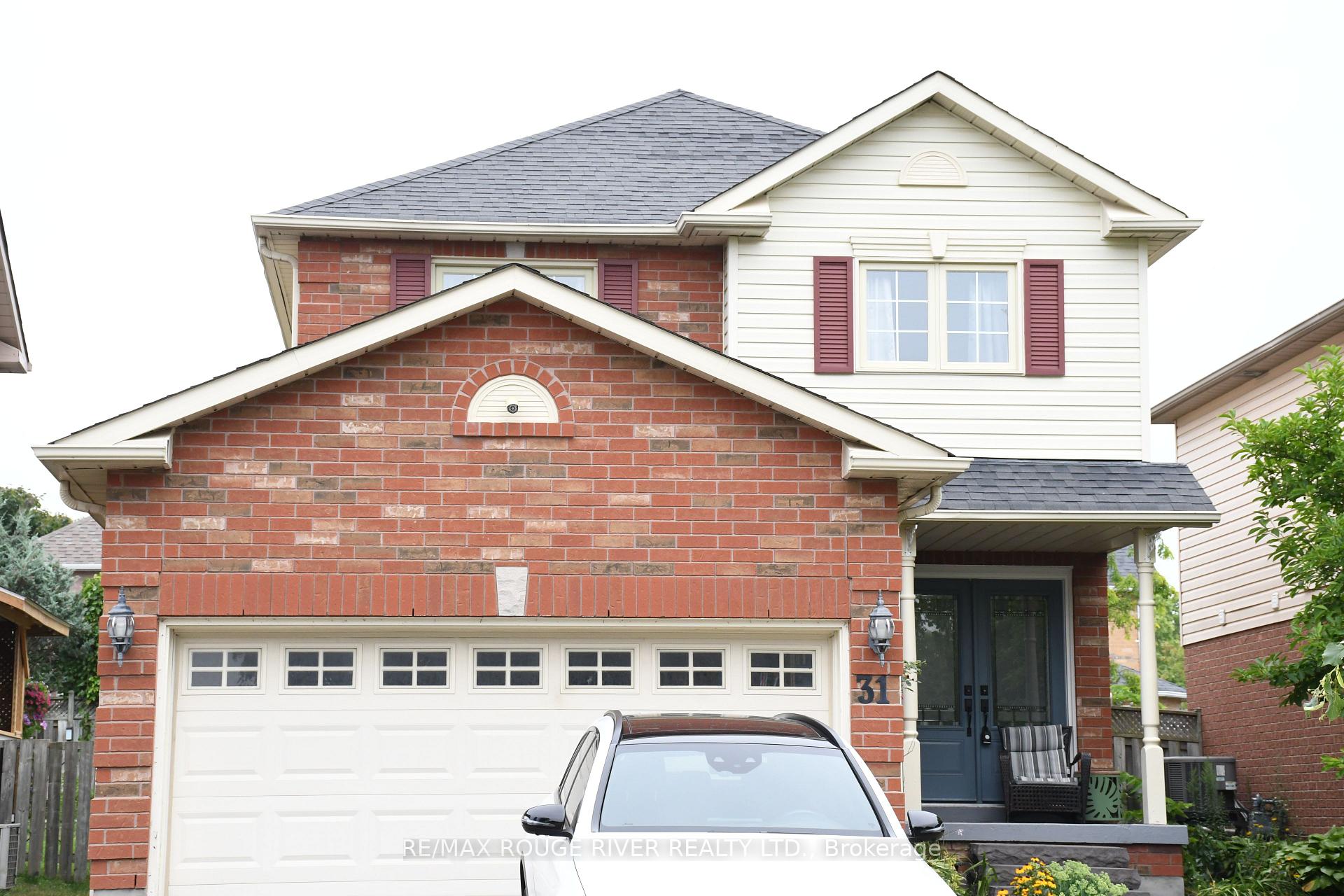Photo 2 of 31 Old Colony Drive, Whitby, Pringle Creek — HOMEH