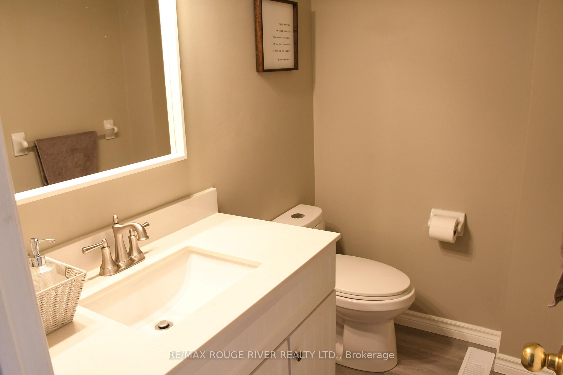Photo 9 of 31 Old Colony Drive, Whitby, Pringle Creek — HOMEH