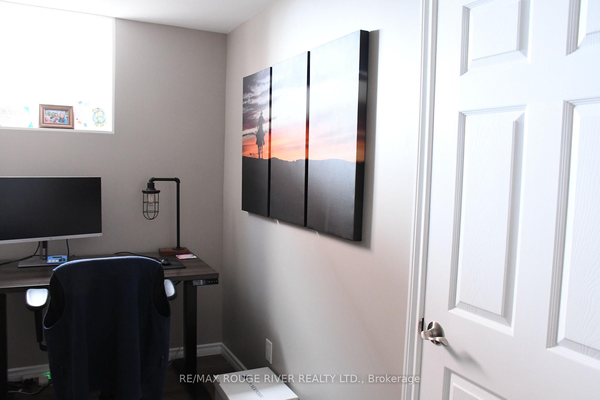 Photo 17 of 31 Old Colony Drive, Whitby, Pringle Creek — HOMEH