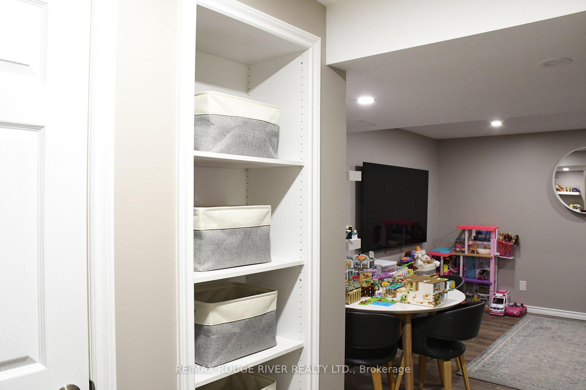 Photo 18 of 31 Old Colony Drive, Whitby, Pringle Creek — HOMEH