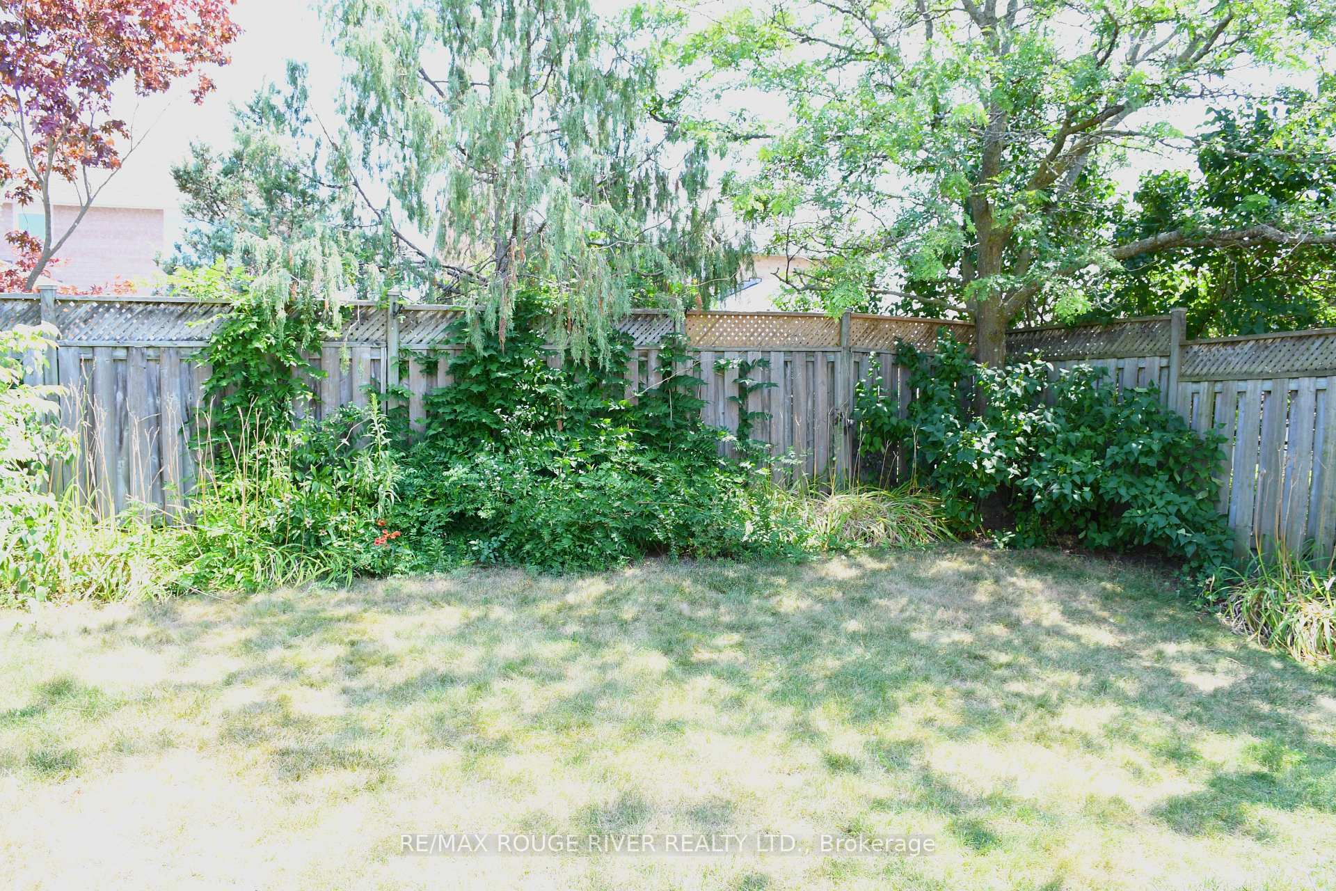 Photo 23 of 31 Old Colony Drive, Whitby, Pringle Creek — HOMEH