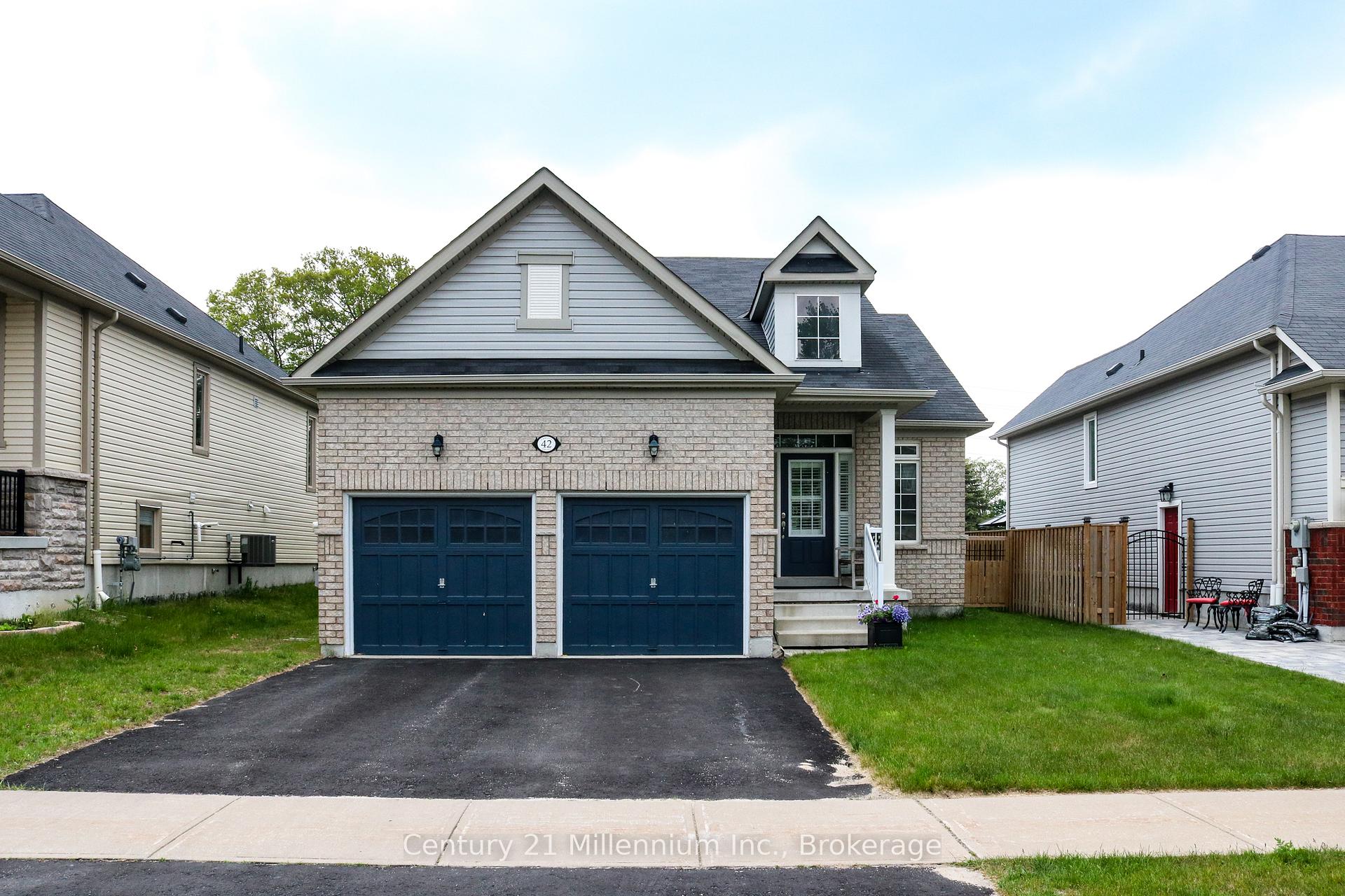 Photo 1 of 42 Christy Drive, Wasaga Beach — HOMEH