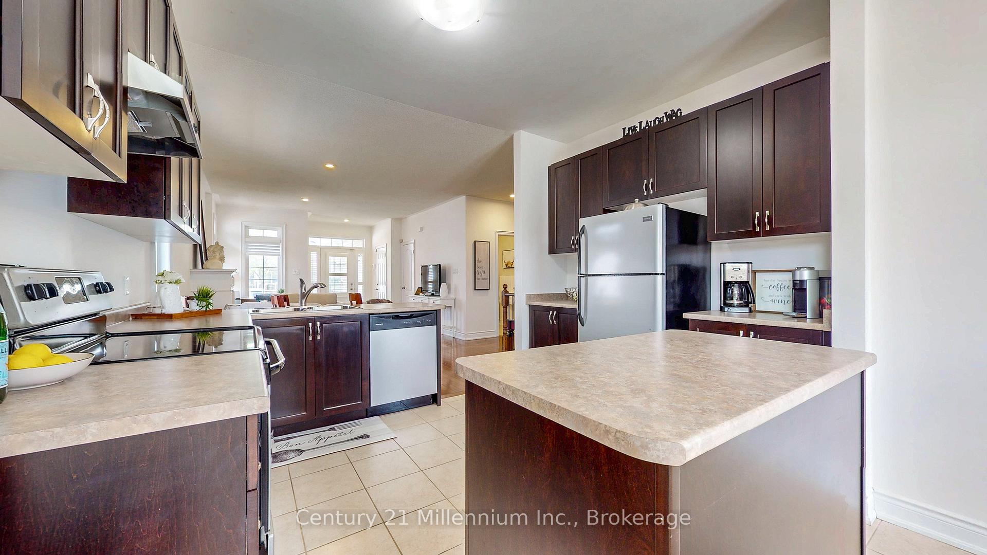 Photo 10 of 42 Christy Drive, Wasaga Beach — HOMEH