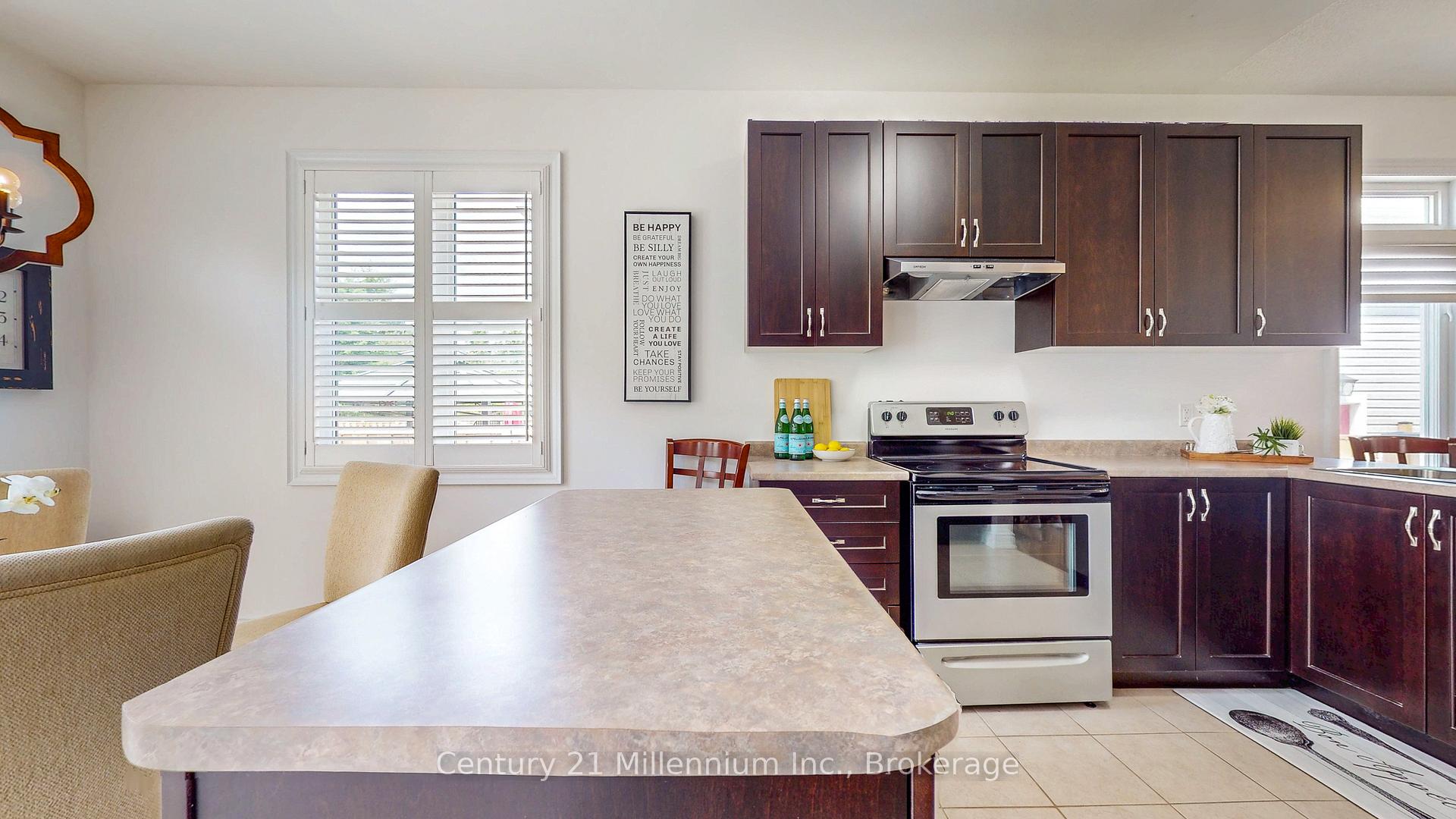 Photo 11 of 42 Christy Drive, Wasaga Beach — HOMEH