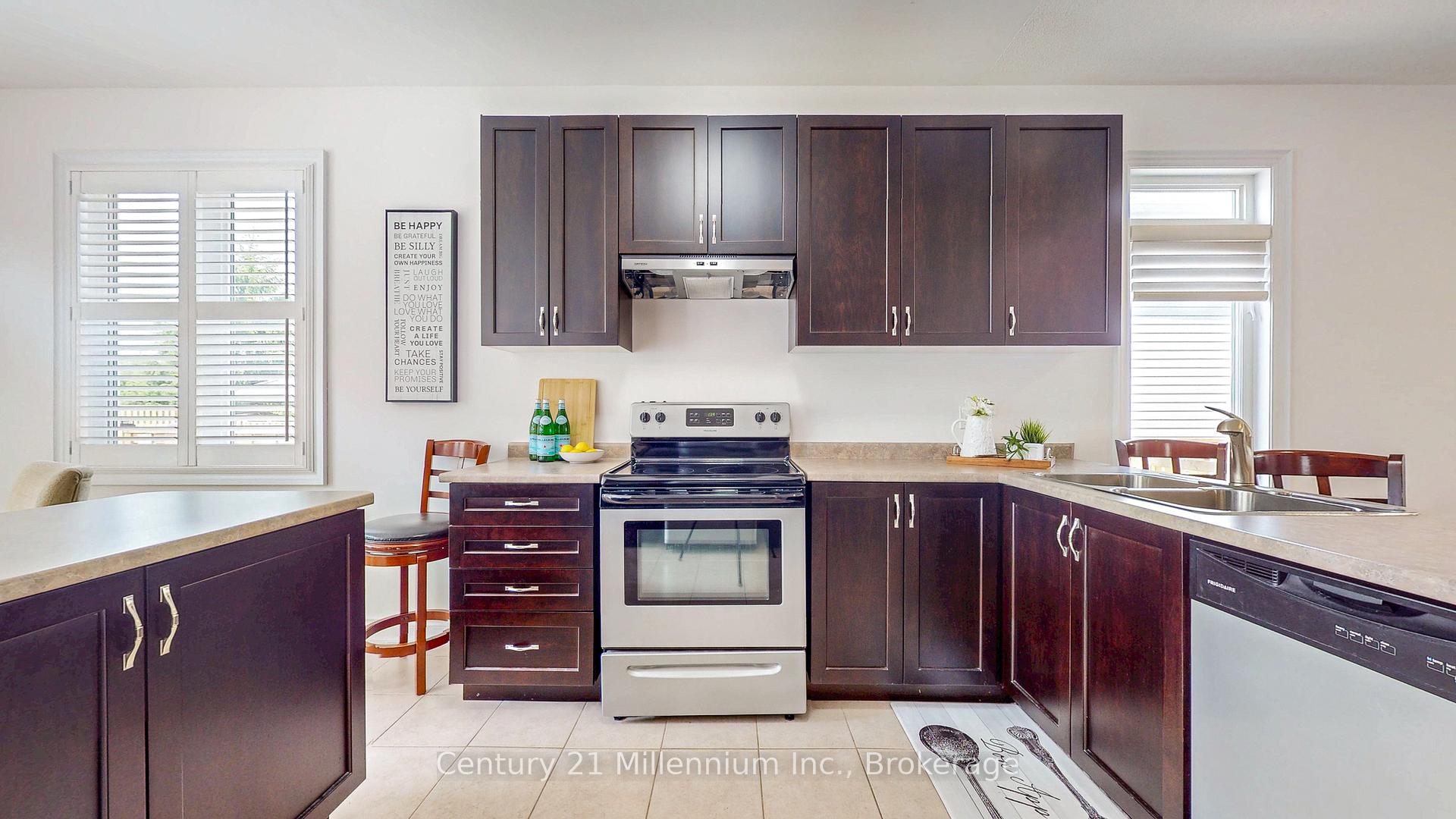 Photo 13 of 42 Christy Drive, Wasaga Beach — HOMEH