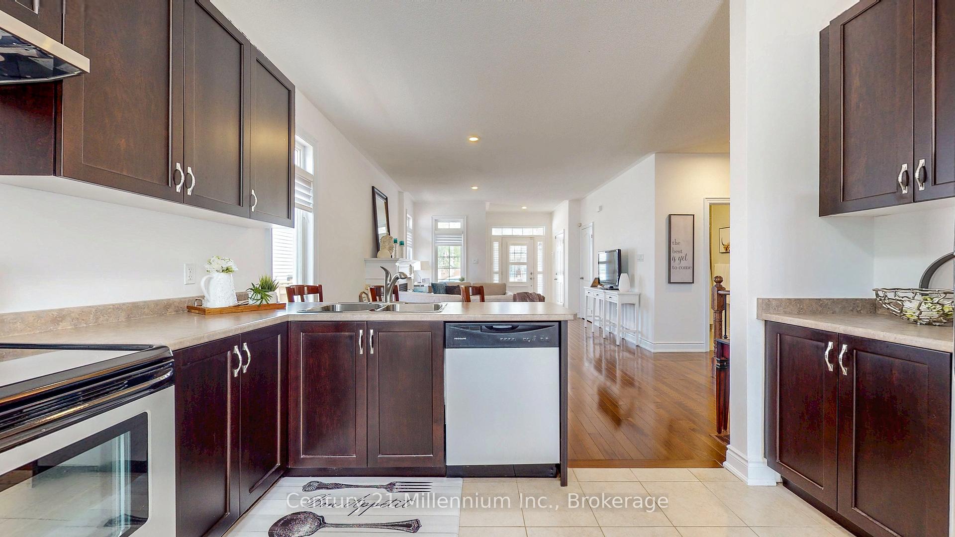 Photo 21 of 42 Christy Drive, Wasaga Beach — HOMEH