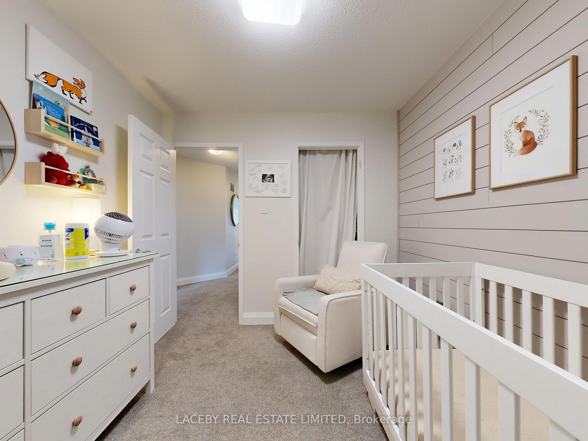 Photo 22 of 71 Hollandview Trail, Aurora, Bayview Wellington — HOMEH