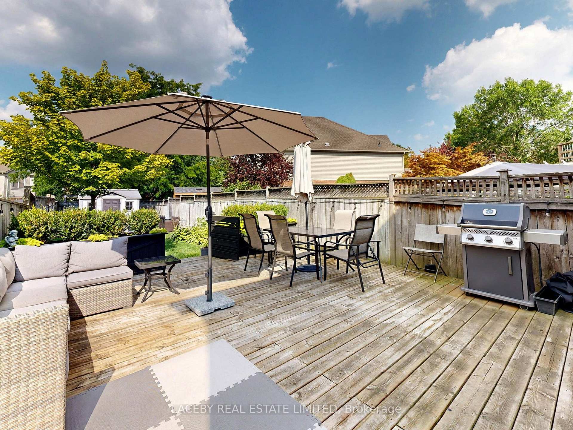 Photo 42 of 71 Hollandview Trail, Aurora, Bayview Wellington — HOMEH