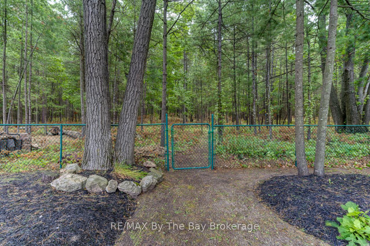 Photo 30 of 29 Cranberry Heights, Wasaga Beach — HOMEH