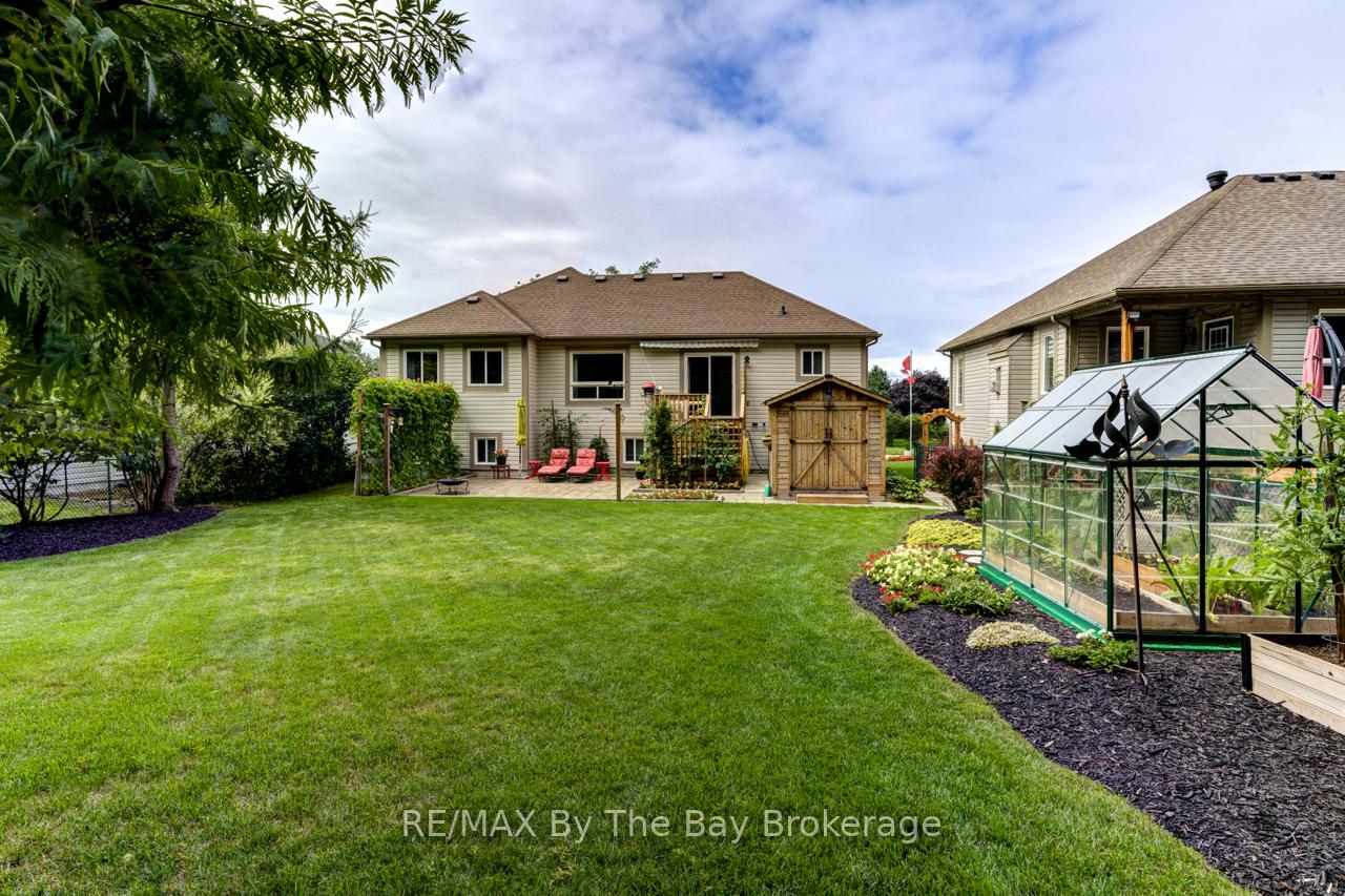 Photo 32 of 29 Cranberry Heights, Wasaga Beach — HOMEH